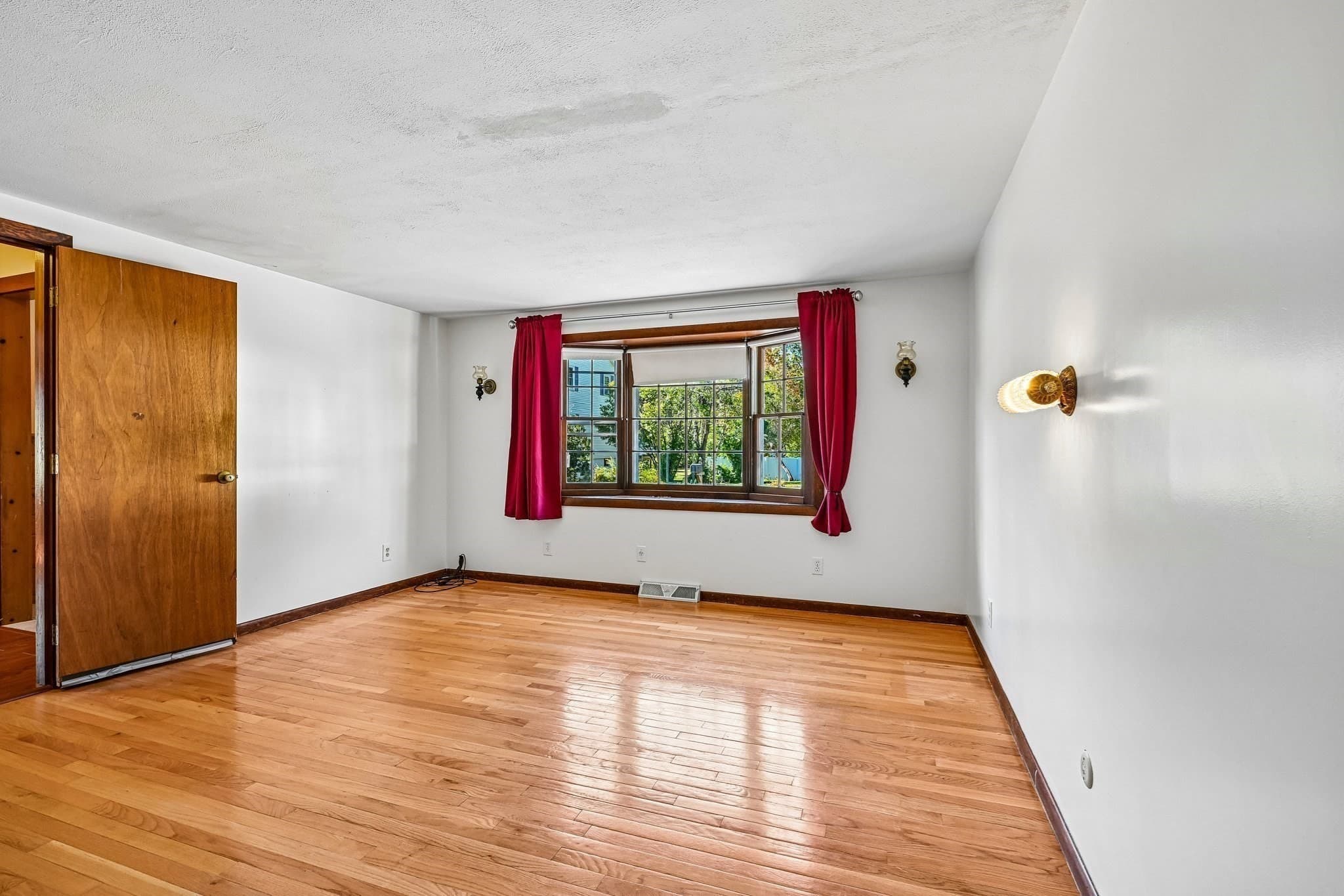 Single Family Residence at 81 Morgan St, Randolph MA 02368, Randolph, photo 13 of 36