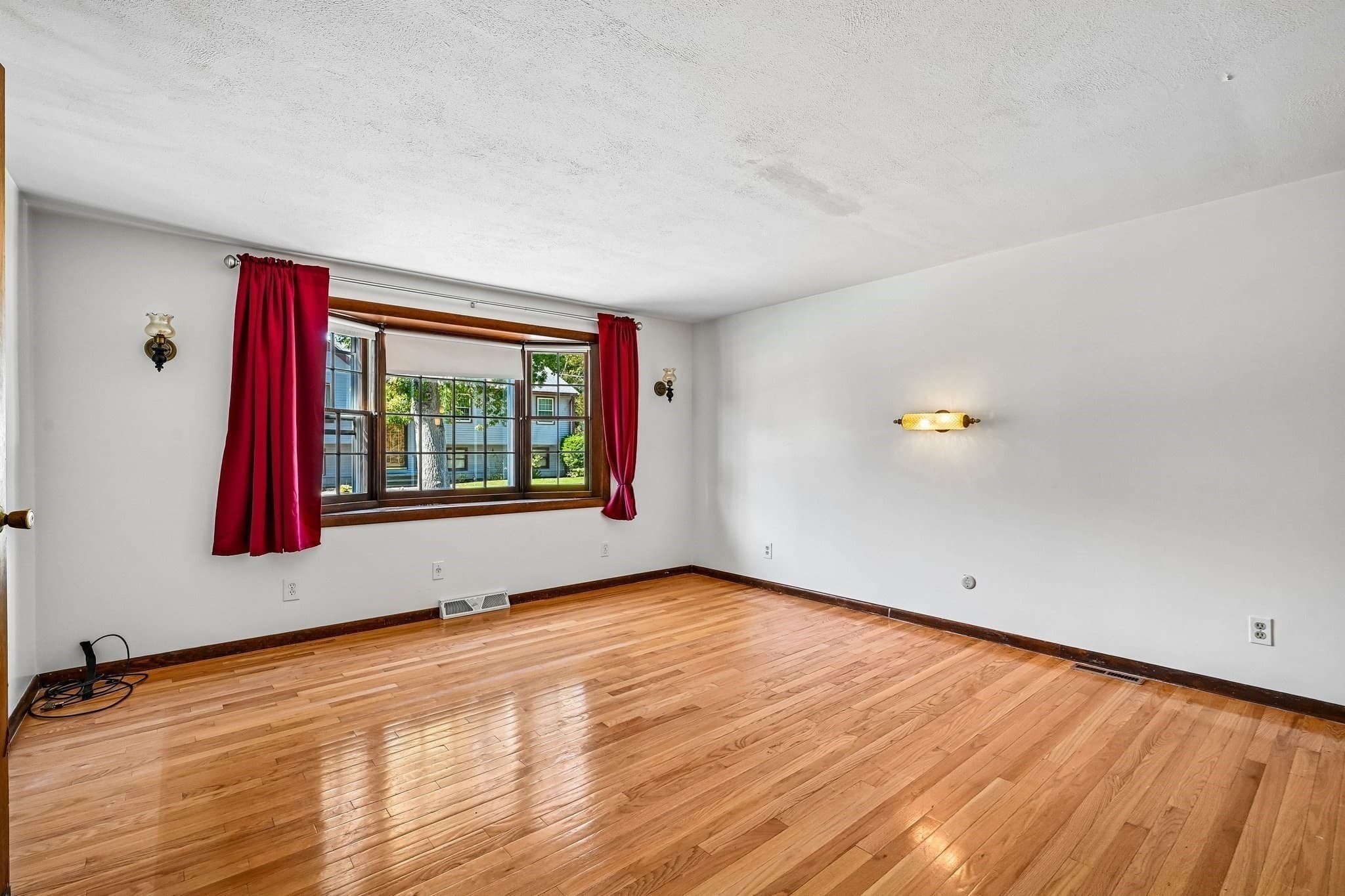 Single Family Residence at 81 Morgan St, Randolph MA 02368, Randolph, photo 12 of 36