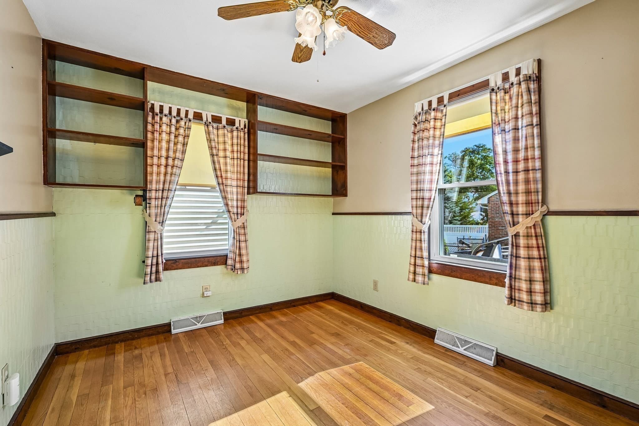 Single Family Residence at 81 Morgan St, Randolph MA 02368, Randolph, photo 7 of 36