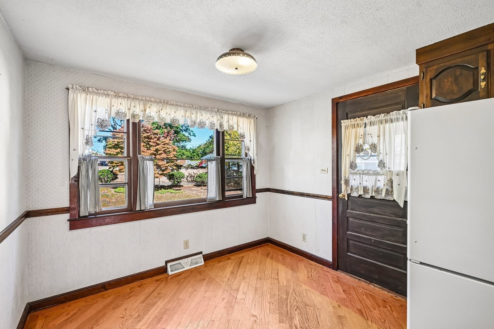 Single Family Residence at 81 Morgan St, Randolph MA 02368, Randolph, photo 11 of 36