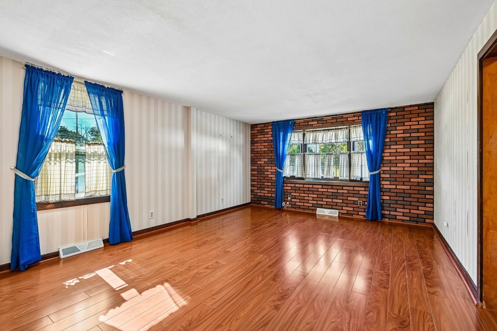 Single Family Residence at 81 Morgan St, Randolph MA 02368, Randolph, photo 4 of 36