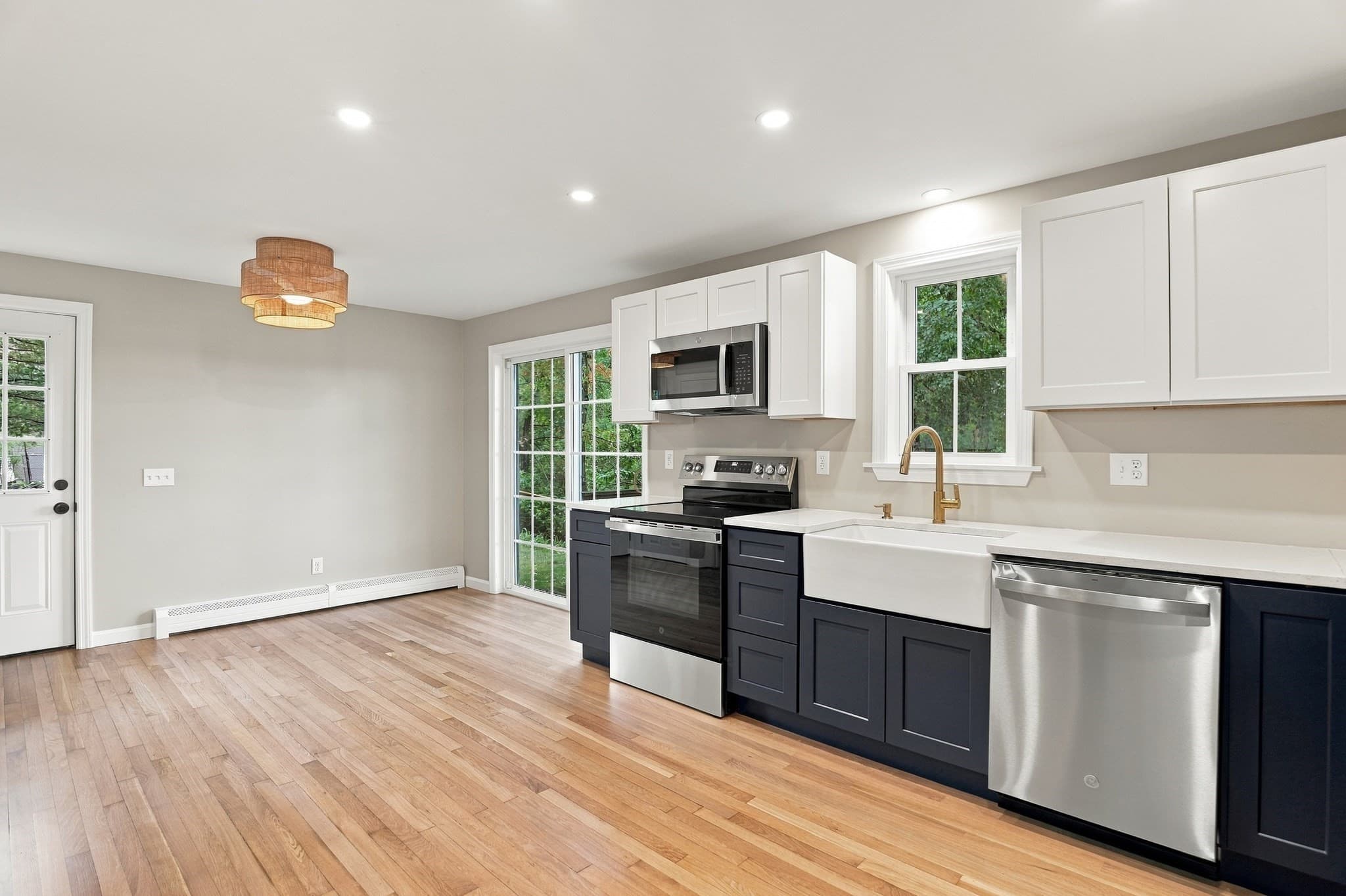 Single Family Residence at 7 Earl Rd, Plymouth MA 02360, Plymouth, photo 9 of 28