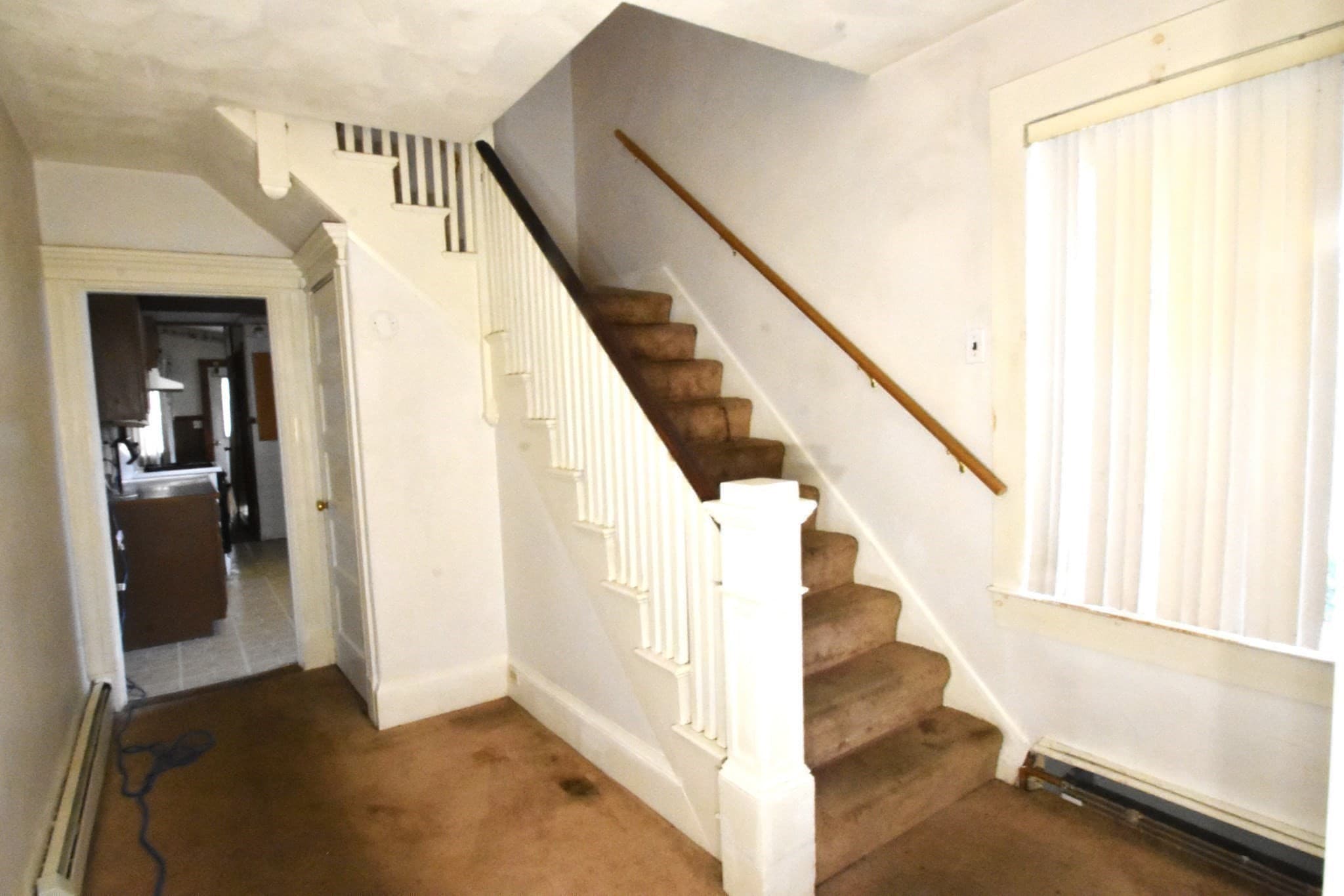 Single Family Residence at 494 Elliott Street, Beverly MA 01915, Beverly, photo 5 of 18