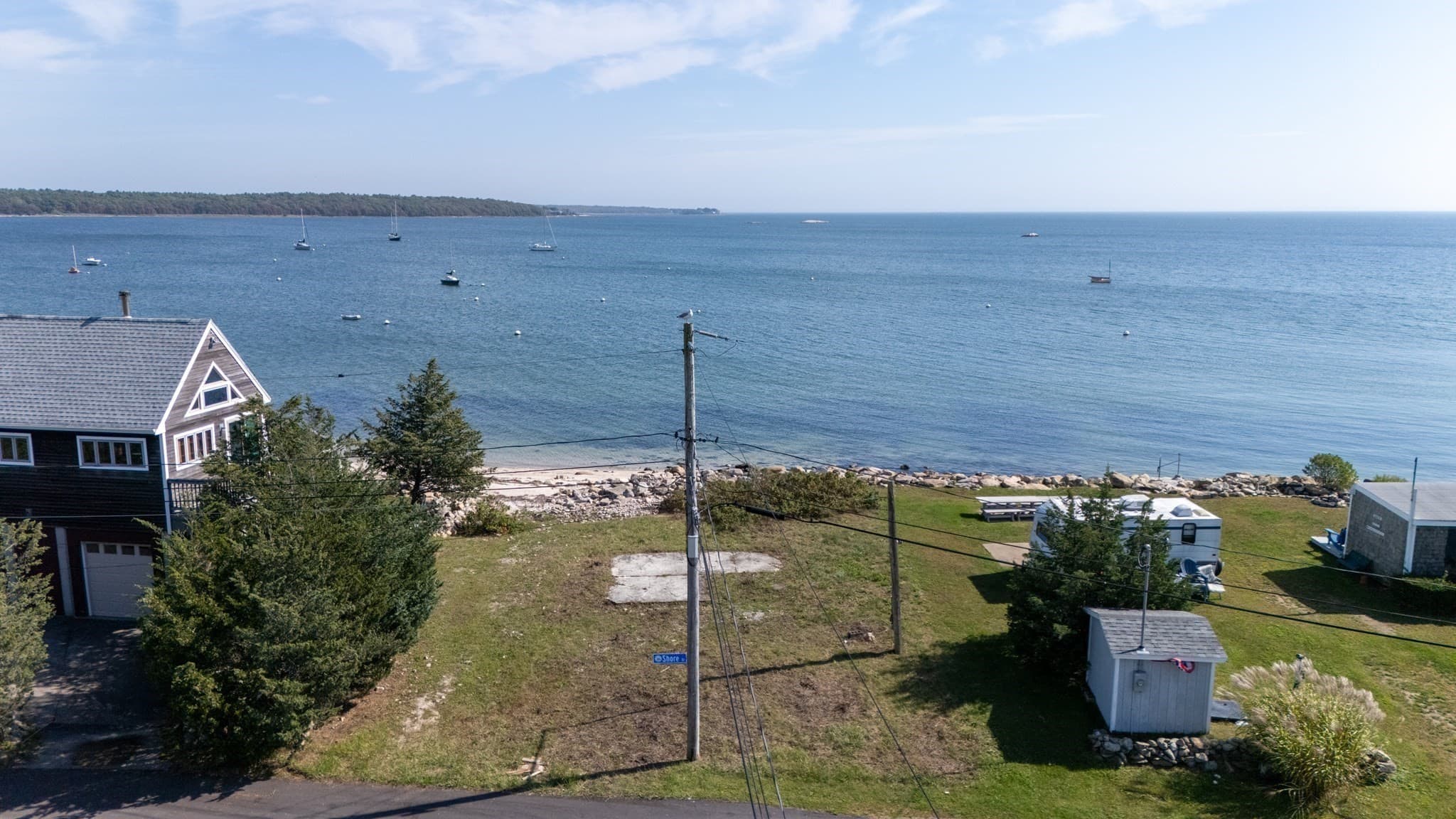 Residential at 17 Shore Dr, Fairhaven MA 02719, Fairhaven, photo 3 of 16