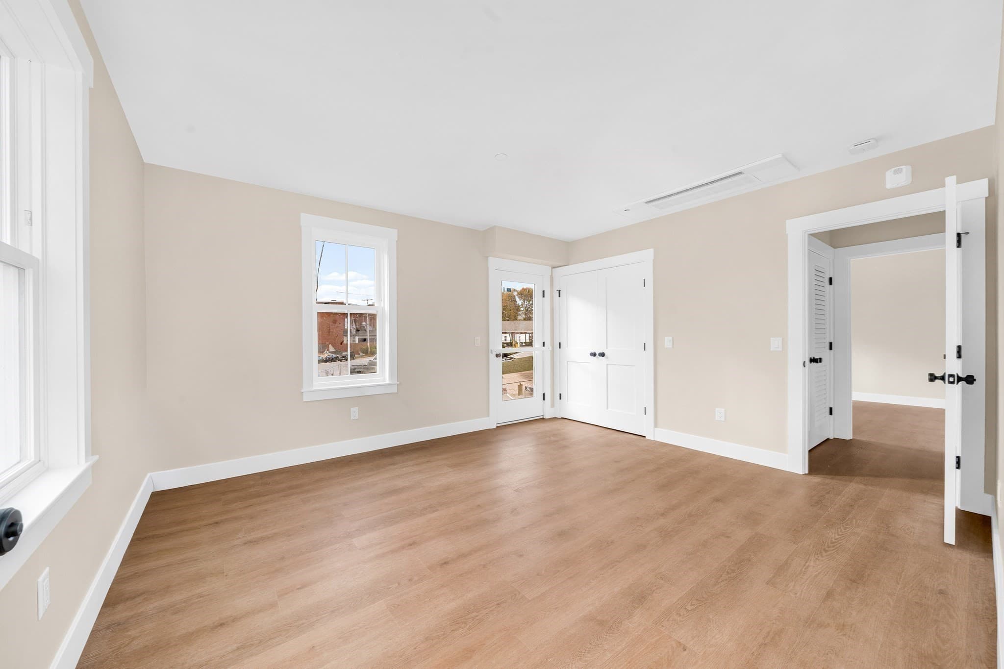 Condominium at 26 Friend Street # B, Amesbury MA 01913, Amesbury, photo 26 of 32
