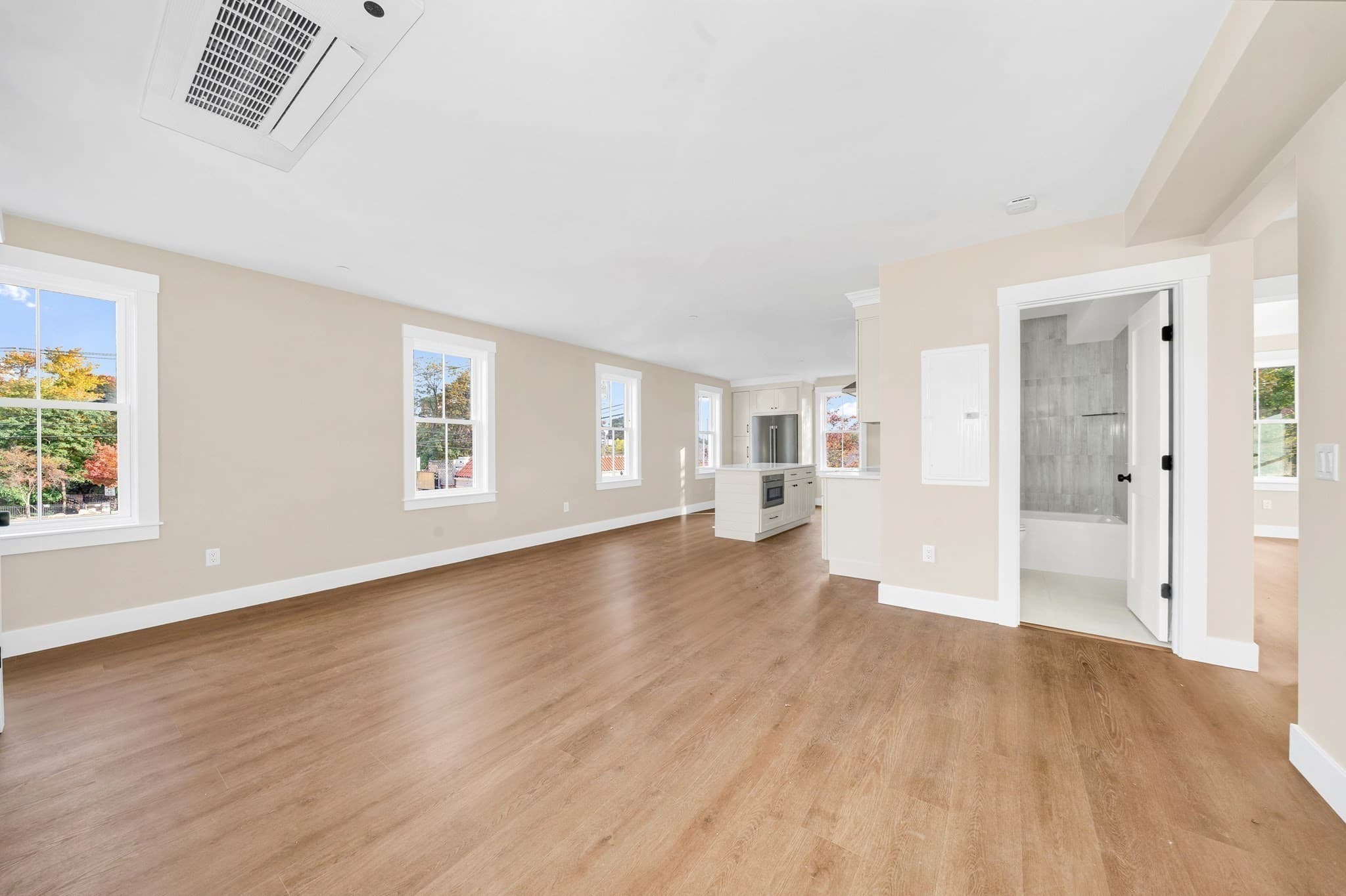 Condominium at 26 Friend Street # B, Amesbury MA 01913, Amesbury, photo 18 of 32
