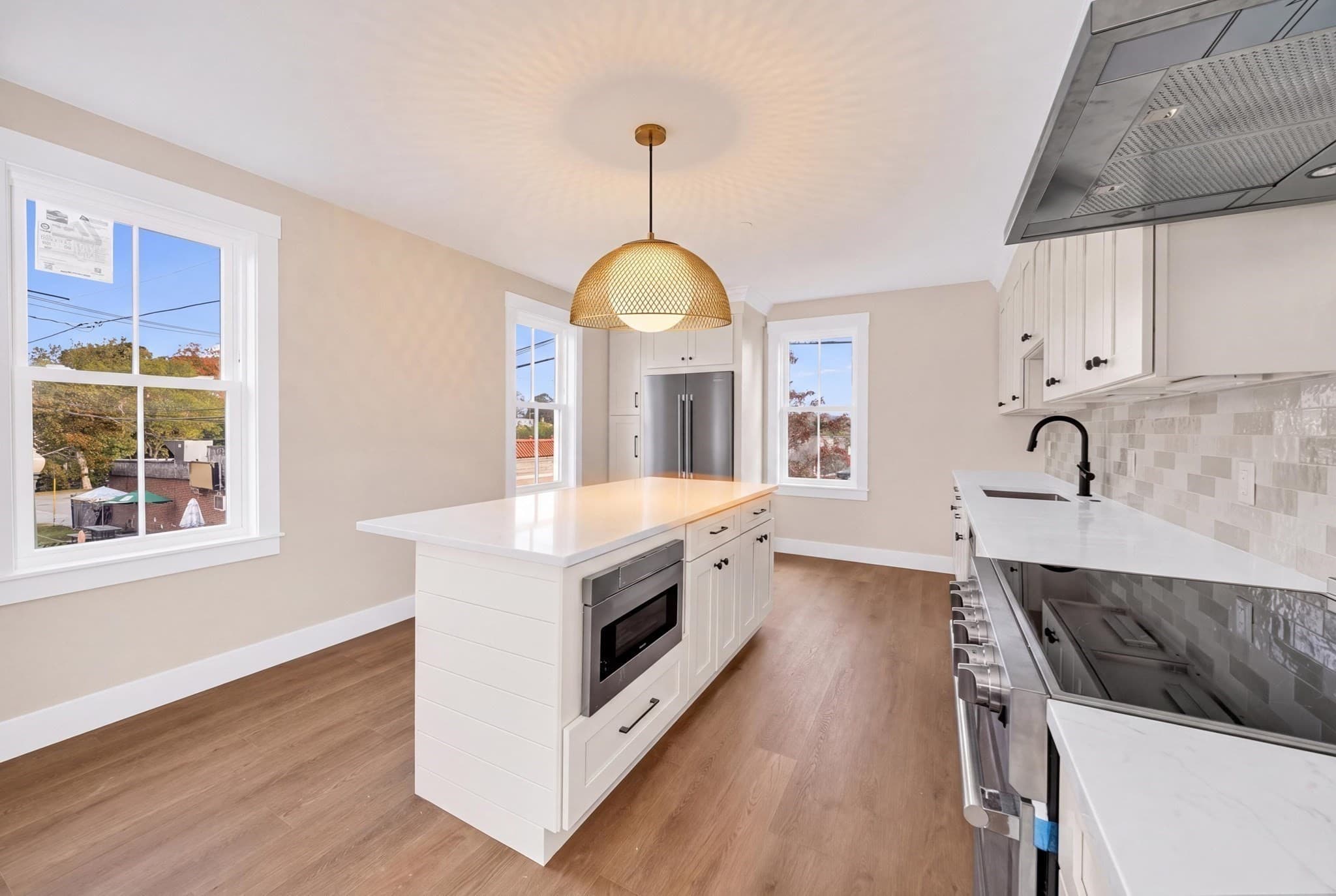 Condominium at 26 Friend Street # B, Amesbury MA 01913, Amesbury, photo 4 of 32