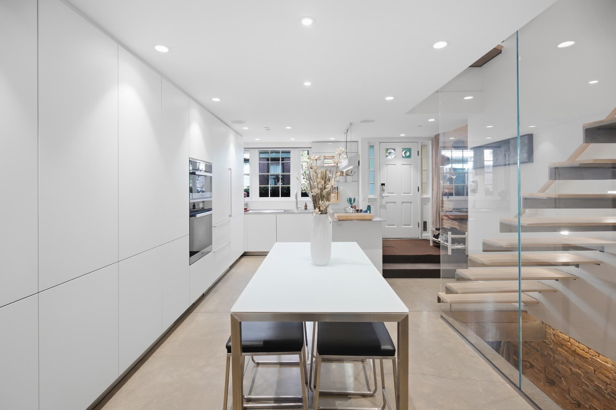 Single Family Residence at 70 Myrtle St, Boston MA 02114, photo 5 of 41