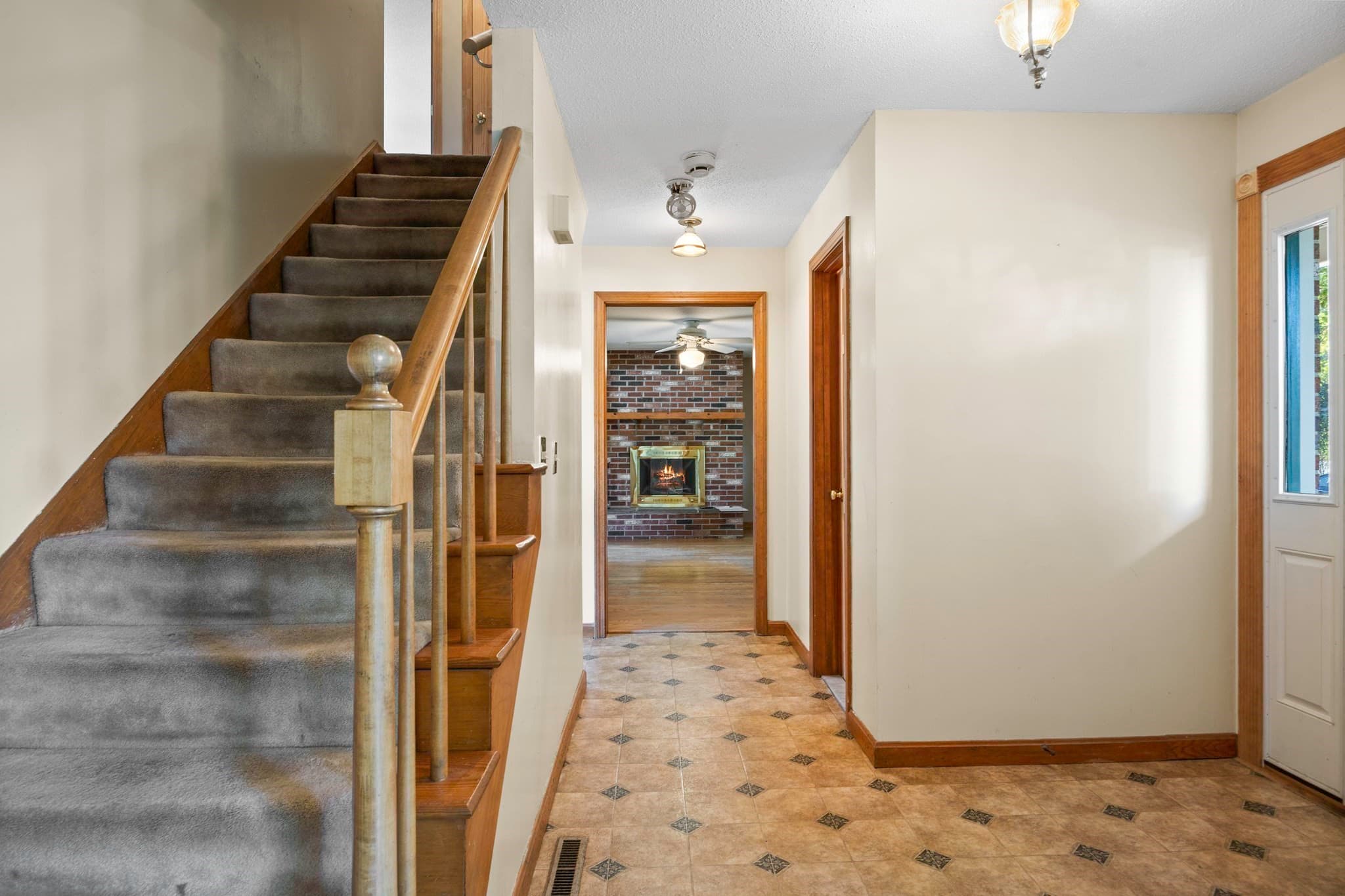Single Family Residence at 23 Magnolia Ter, South Hadley MA 01075, South Hadley, photo 12 of 24