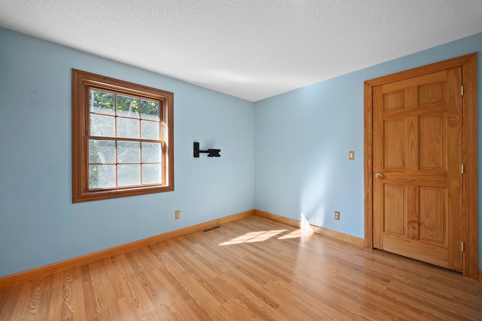 Single Family Residence at 23 Magnolia Ter, South Hadley MA 01075, South Hadley, photo 14 of 24