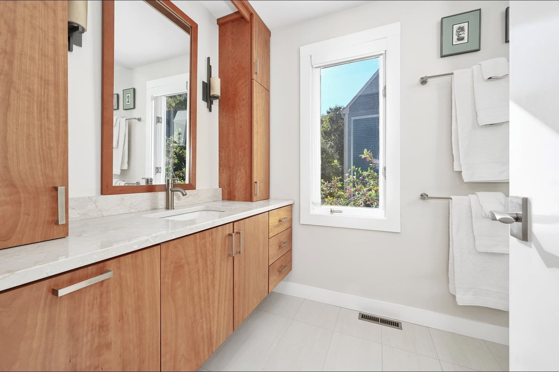 Condominium at 100 Pond St # 18, Cohasset MA 02025, Cohasset, photo 19 of 30
