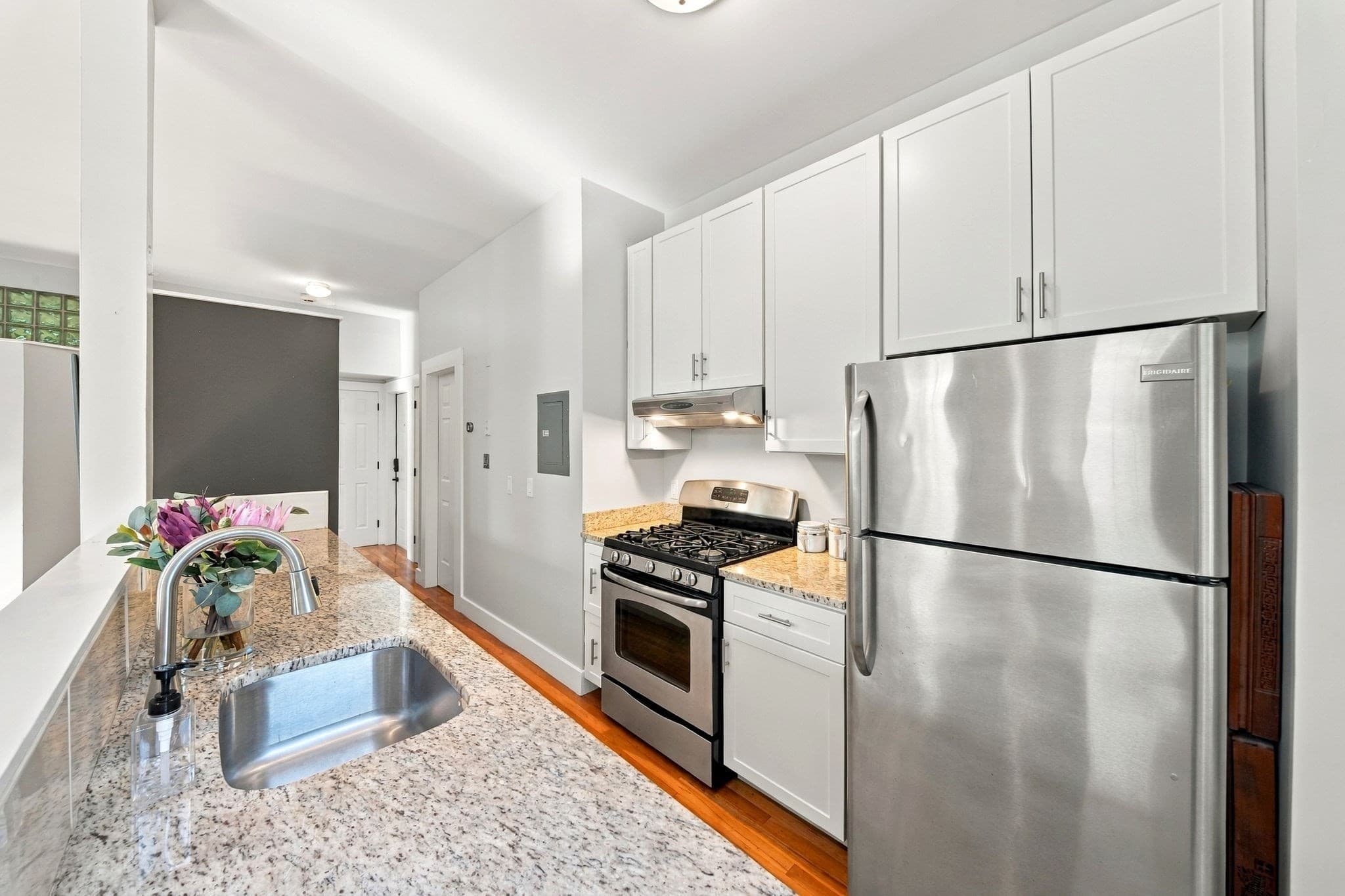 Condominium at 109 River St # 2A, Cambridge MA 02139, Cambridge, photo 3 of 32