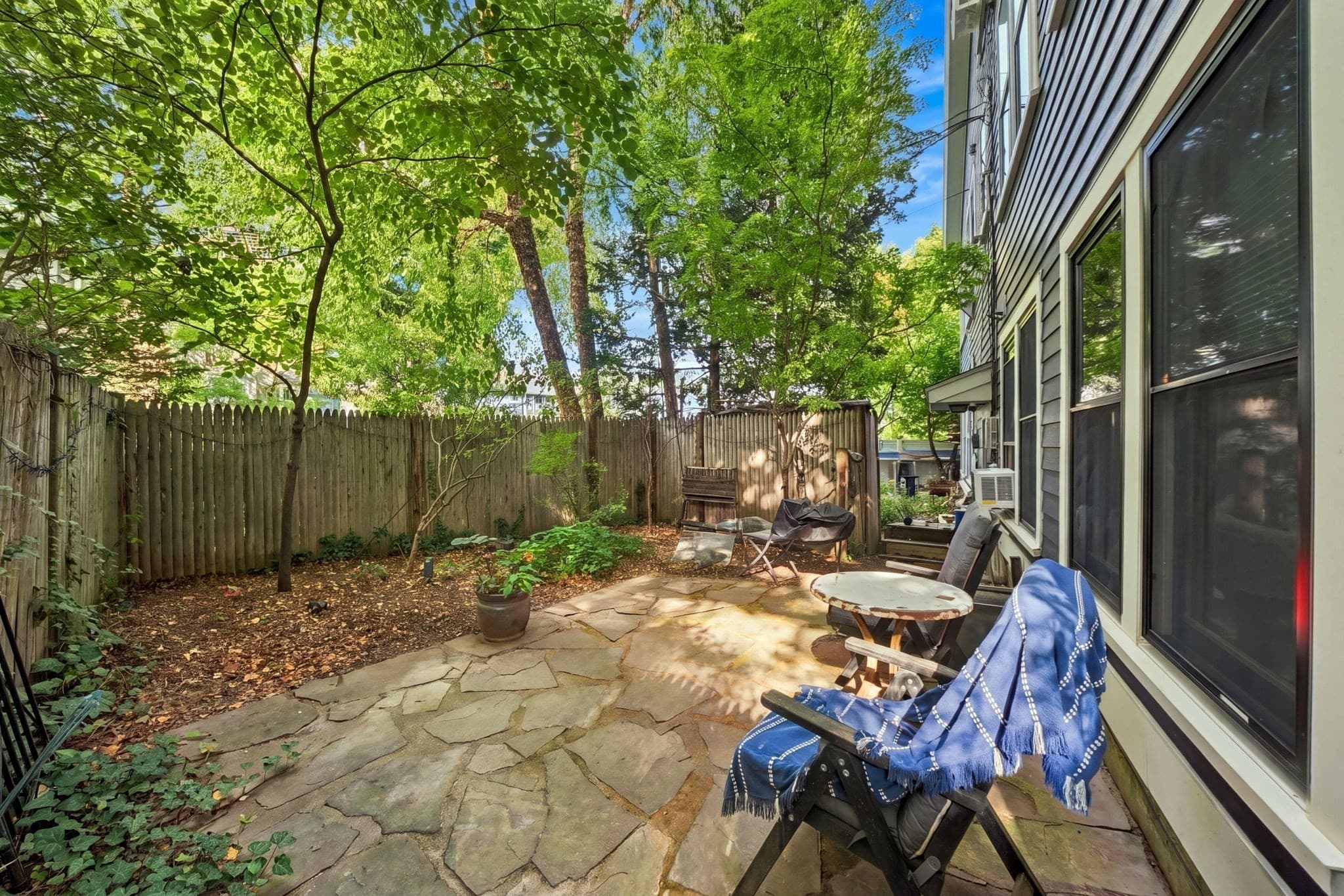 Condominium at 109 River St # 2A, Cambridge MA 02139, Cambridge, photo 25 of 32