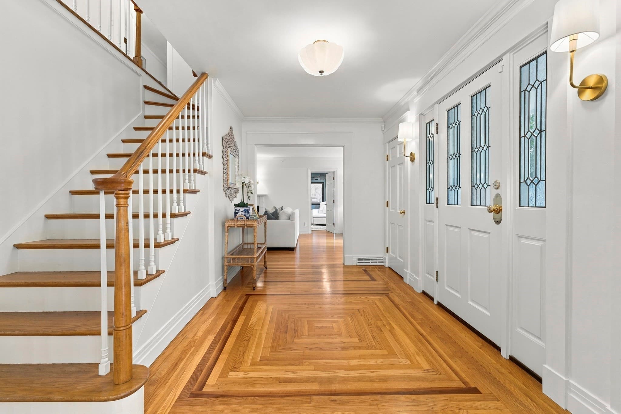 Single Family Residence at 172 Country Drive, Weston MA 02493, Weston, photo 2 of 42