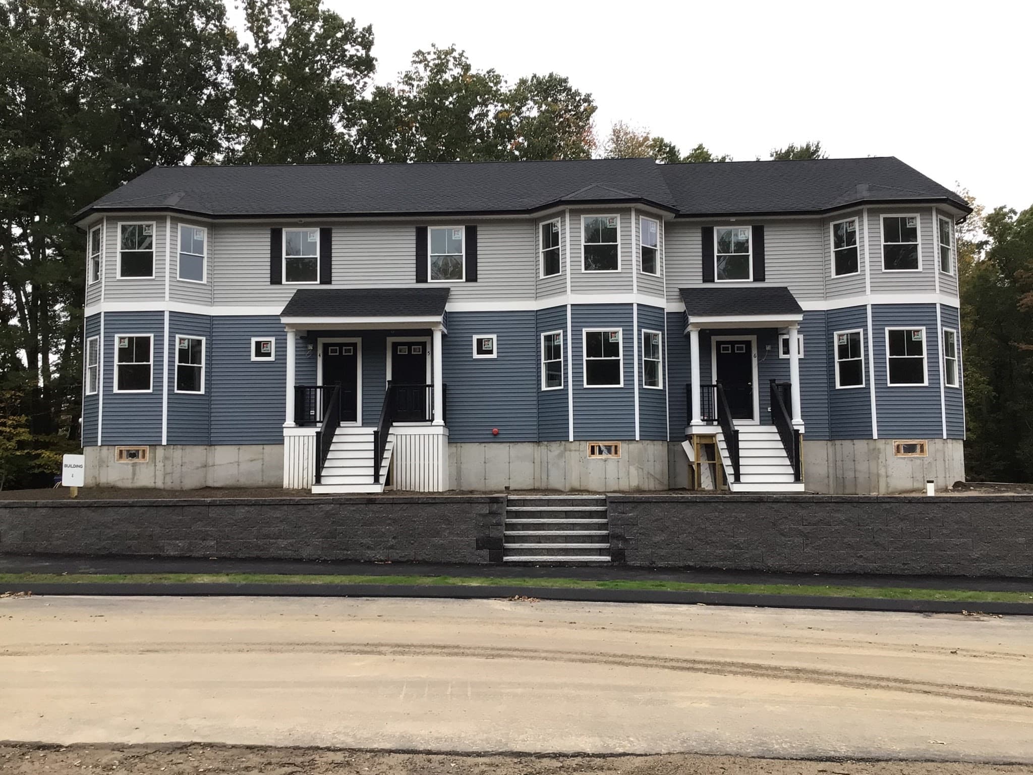 299 Quincy St, Building 4 # 5, Holbrook MA 02343