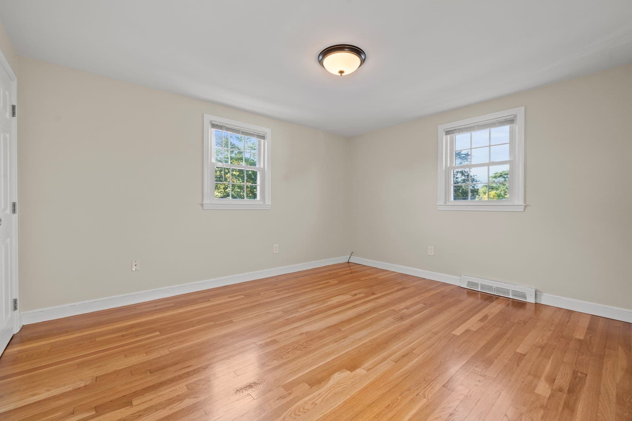 2 Family - 2 Units Side by Side at 13 Gregg Street, Woburn MA 01801, Woburn, photo 28 of 36