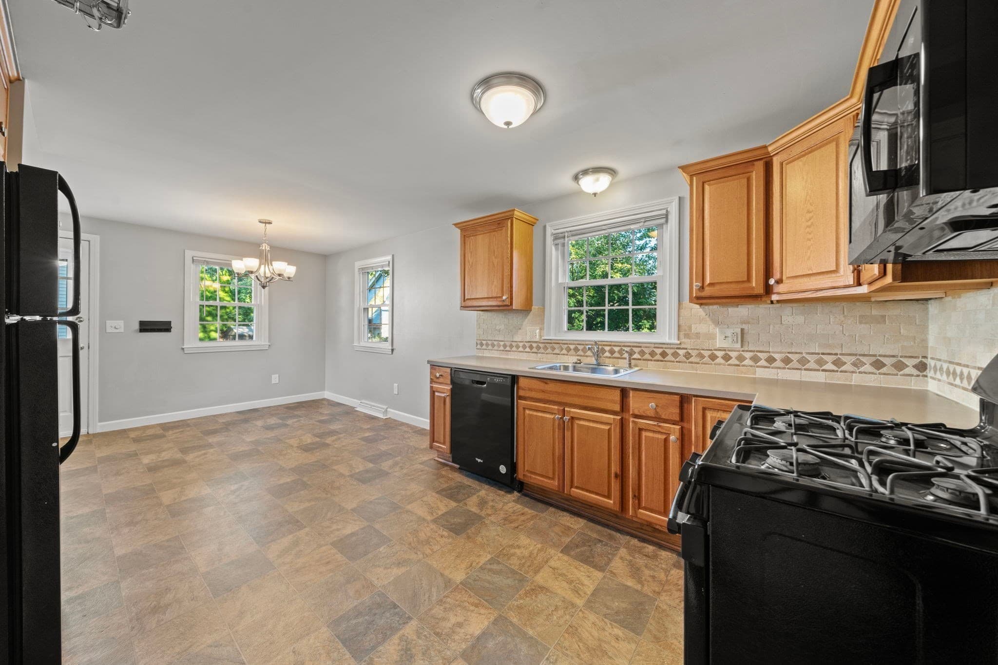 2 Family - 2 Units Side by Side at 13 Gregg Street, Woburn MA 01801, Woburn, photo 5 of 36