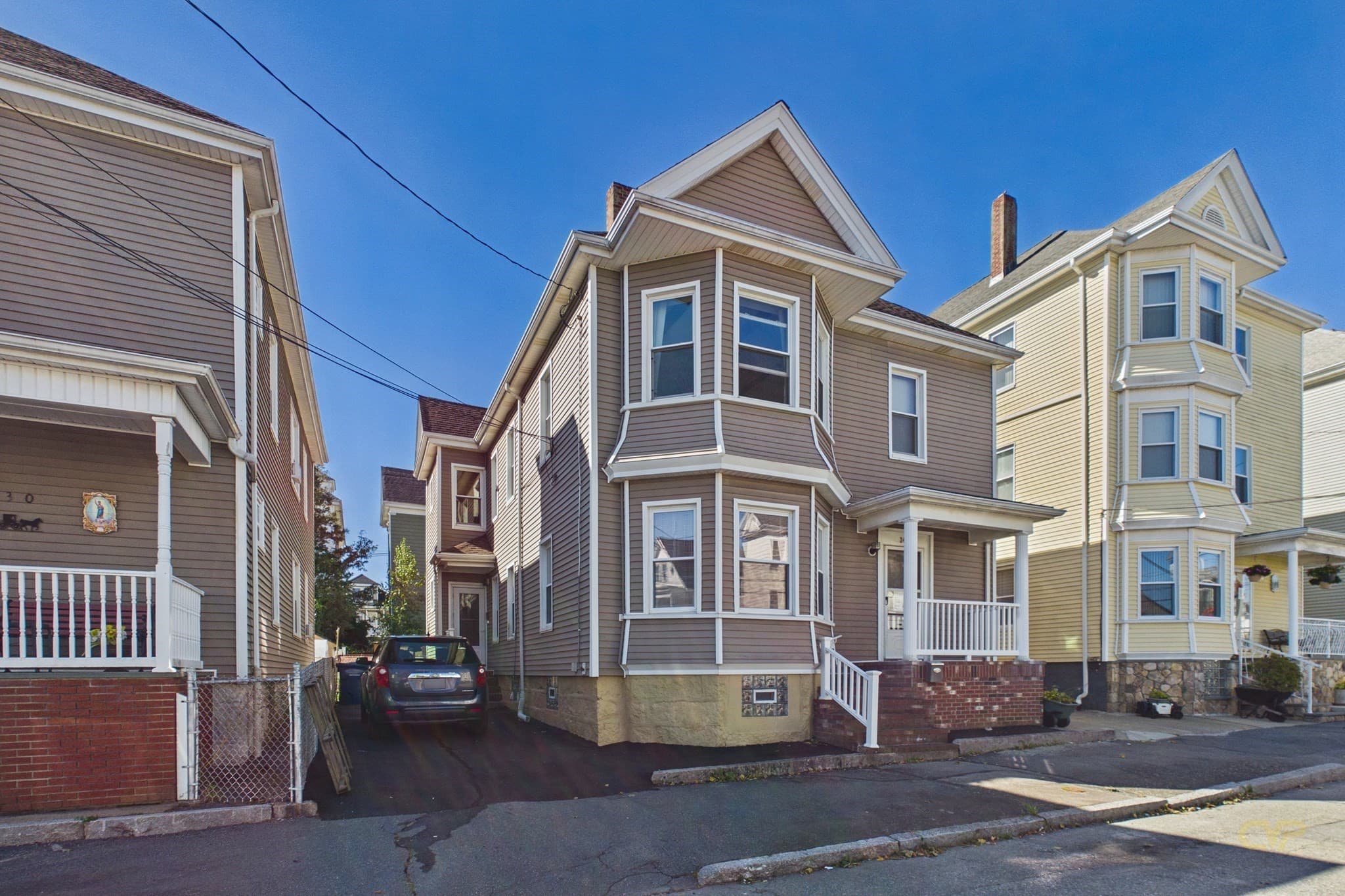 Multi Family at 34 Dunbar Street, New Bedford MA 02740, New Bedford, photo 2 of 28