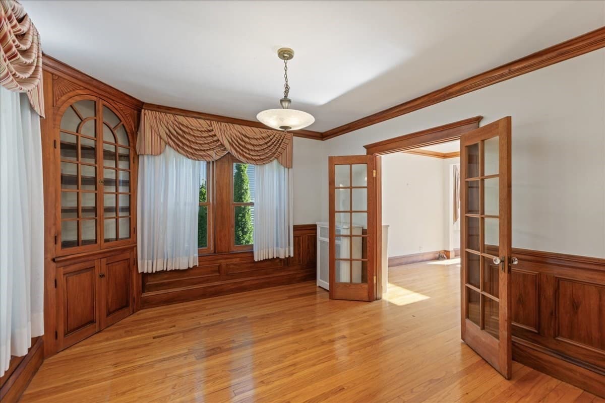 Single Family Residence at 79 Menotomy Rd, Arlington MA 02476, Arlington, photo 11 of 38