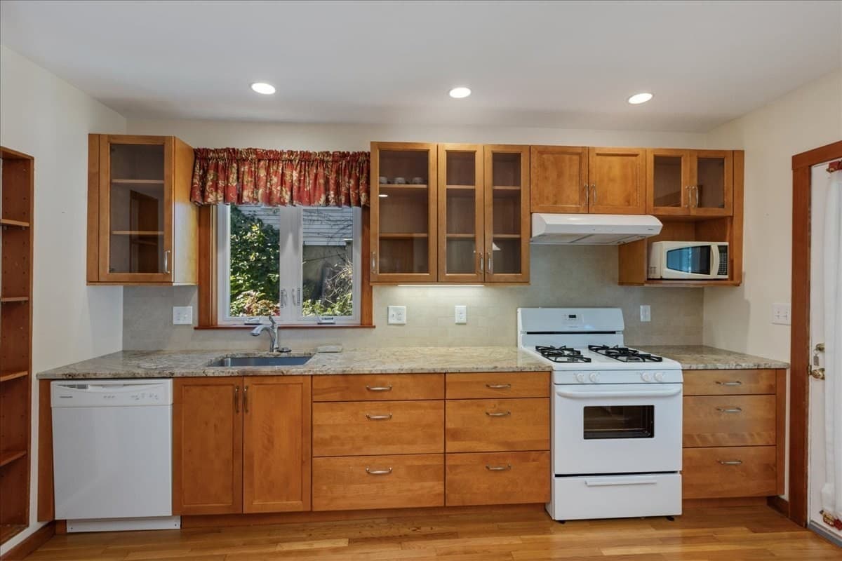 Single Family Residence at 79 Menotomy Rd, Arlington MA 02476, Arlington, photo 4 of 38