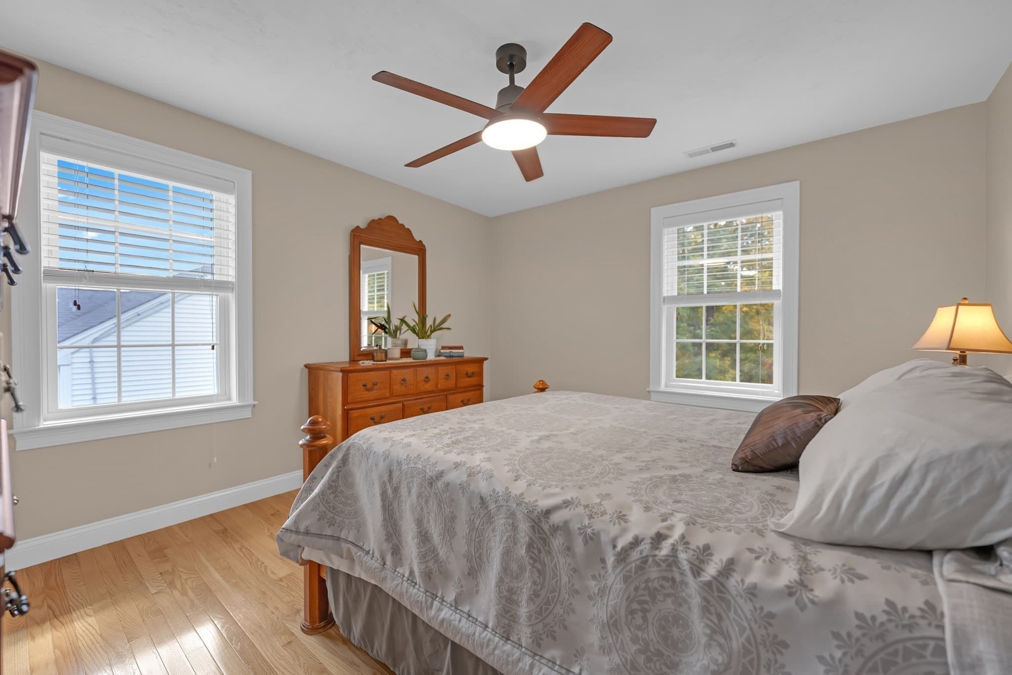 Single Family Residence at 12 Partridge Hill Rd, Sutton MA 01590, Sutton, photo 16 of 33