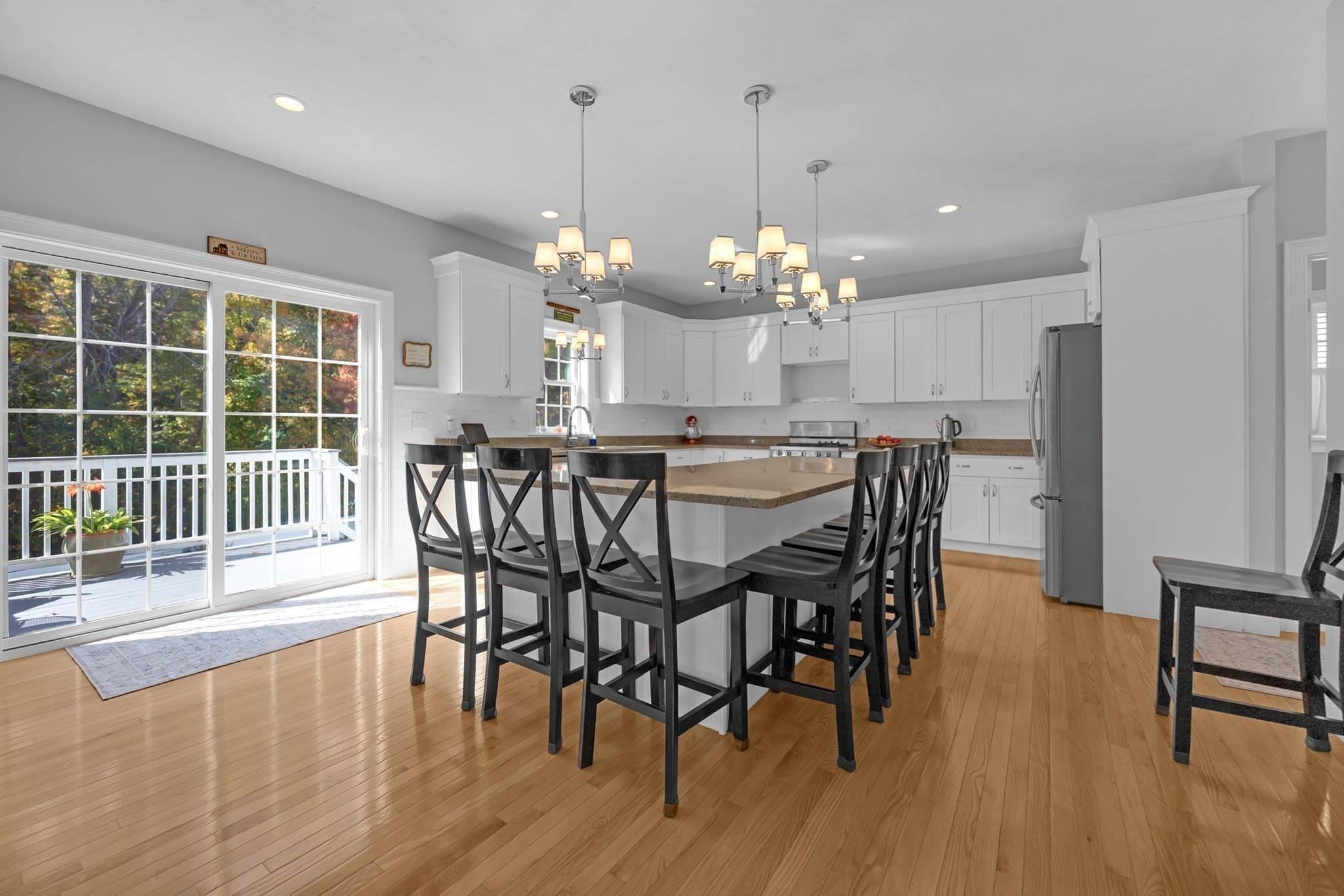 Single Family Residence at 12 Partridge Hill Rd, Sutton MA 01590, Sutton, photo 7 of 33