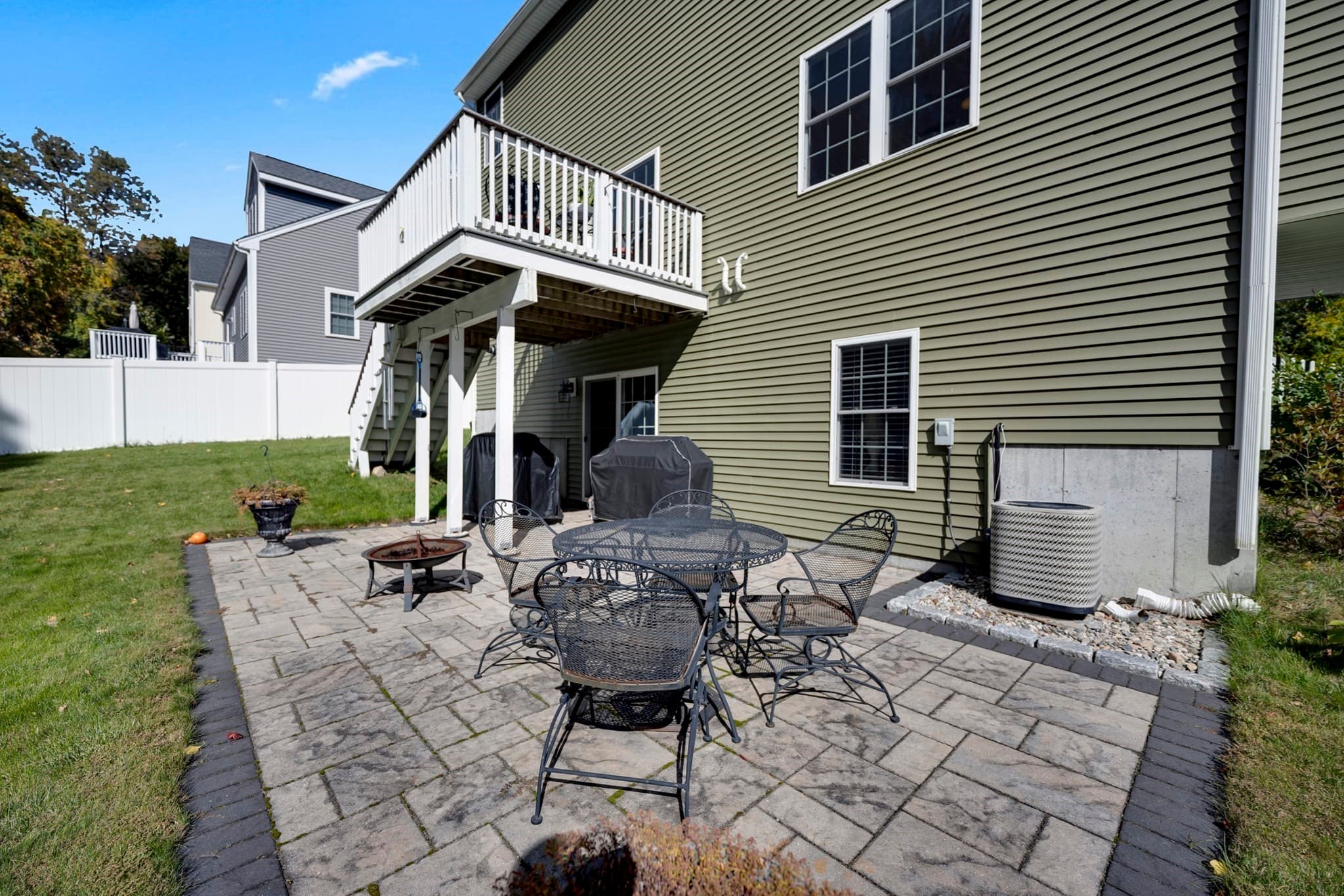 Single Family Residence at 12 Partridge Hill Rd, Sutton MA 01590, Sutton, photo 25 of 33