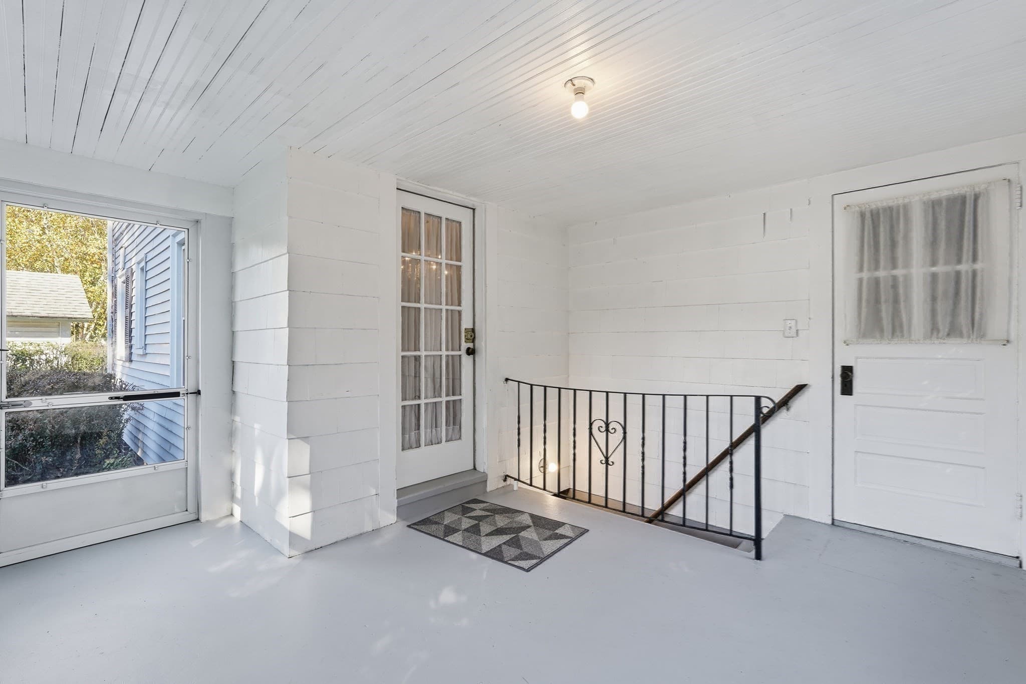 Single Family Residence at 726 Allen St, Springfield MA 01118, Springfield, photo 35 of 41