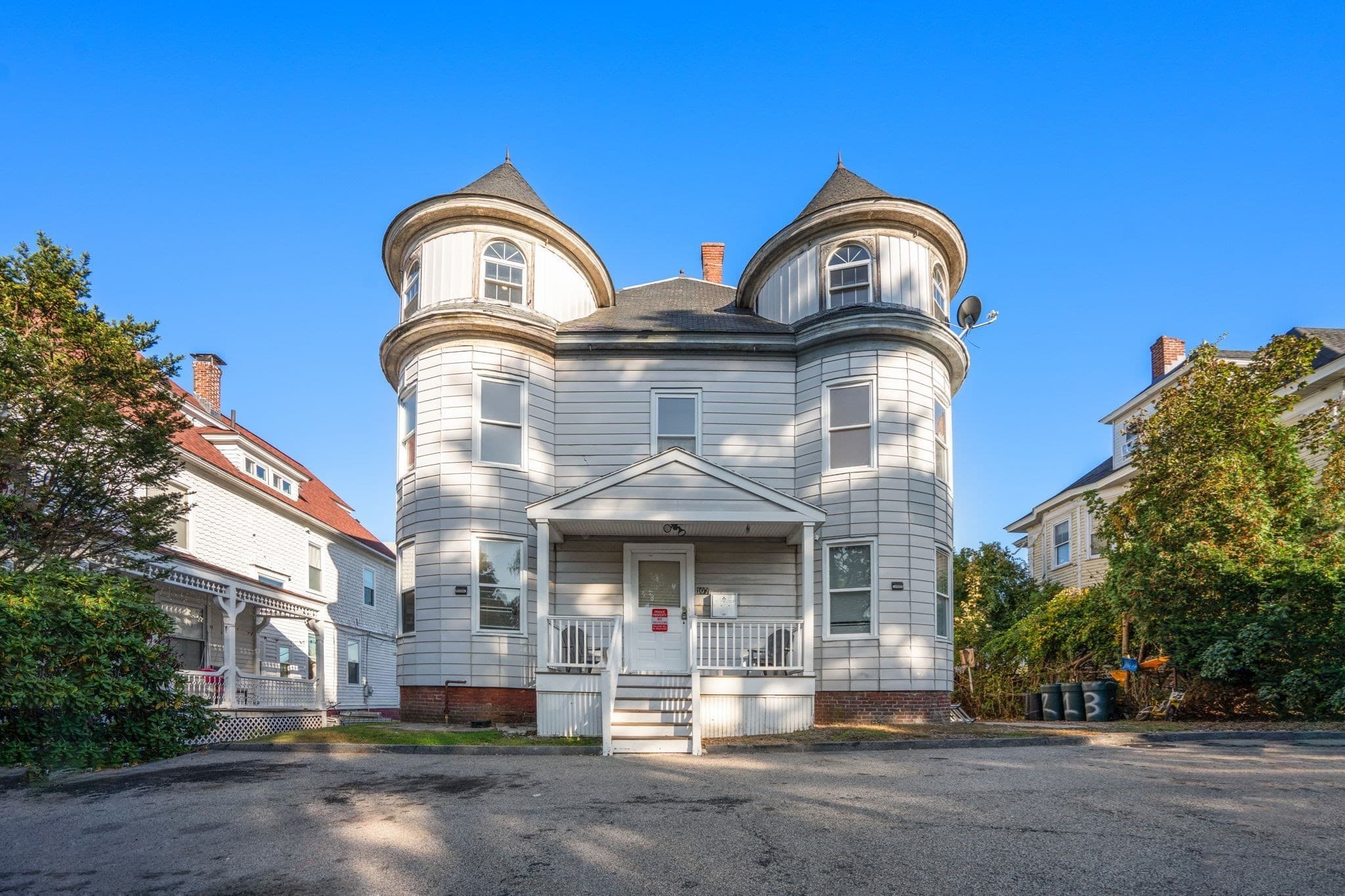 107 Vernon St, Worcester MA 01610