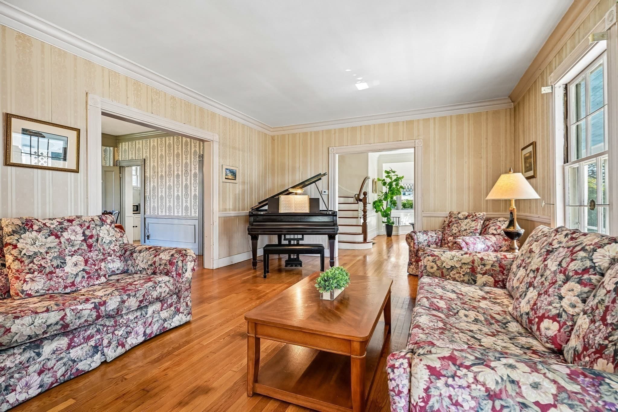 Multi Family at 44 Ocean St, Nahant MA 01908, Nahant, photo 6 of 42