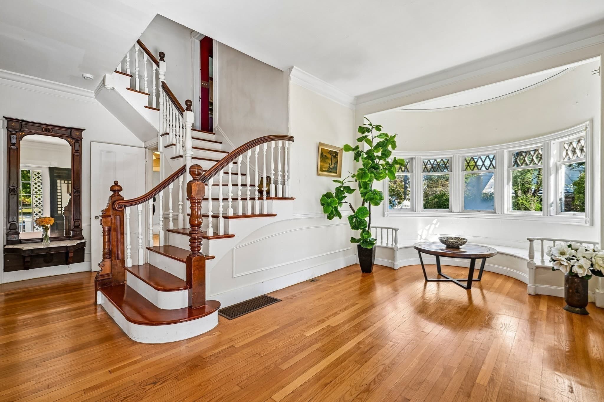 Multi Family at 44 Ocean St, Nahant MA 01908, Nahant, photo 3 of 42