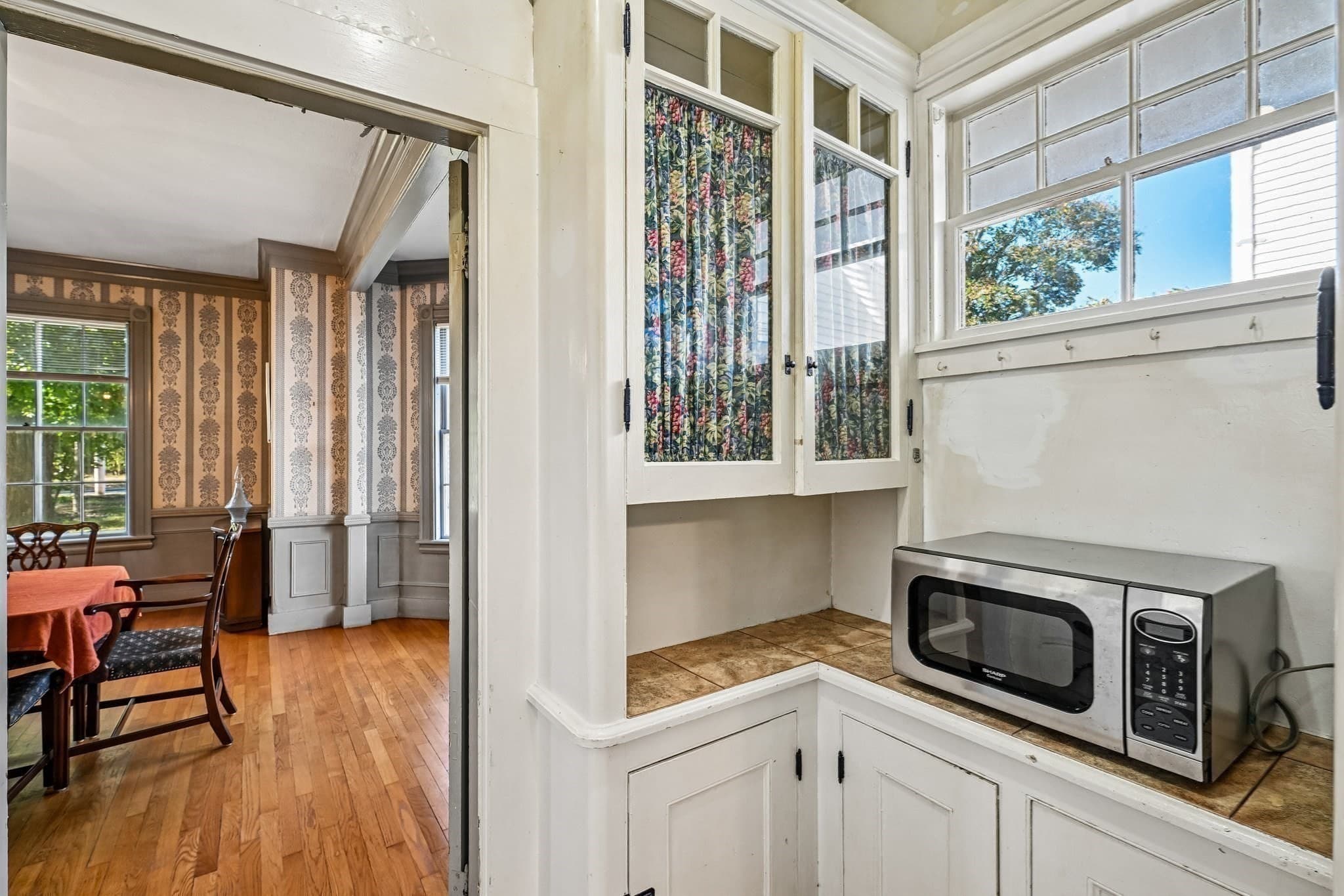 Multi Family at 44 Ocean St, Nahant MA 01908, Nahant, photo 10 of 42
