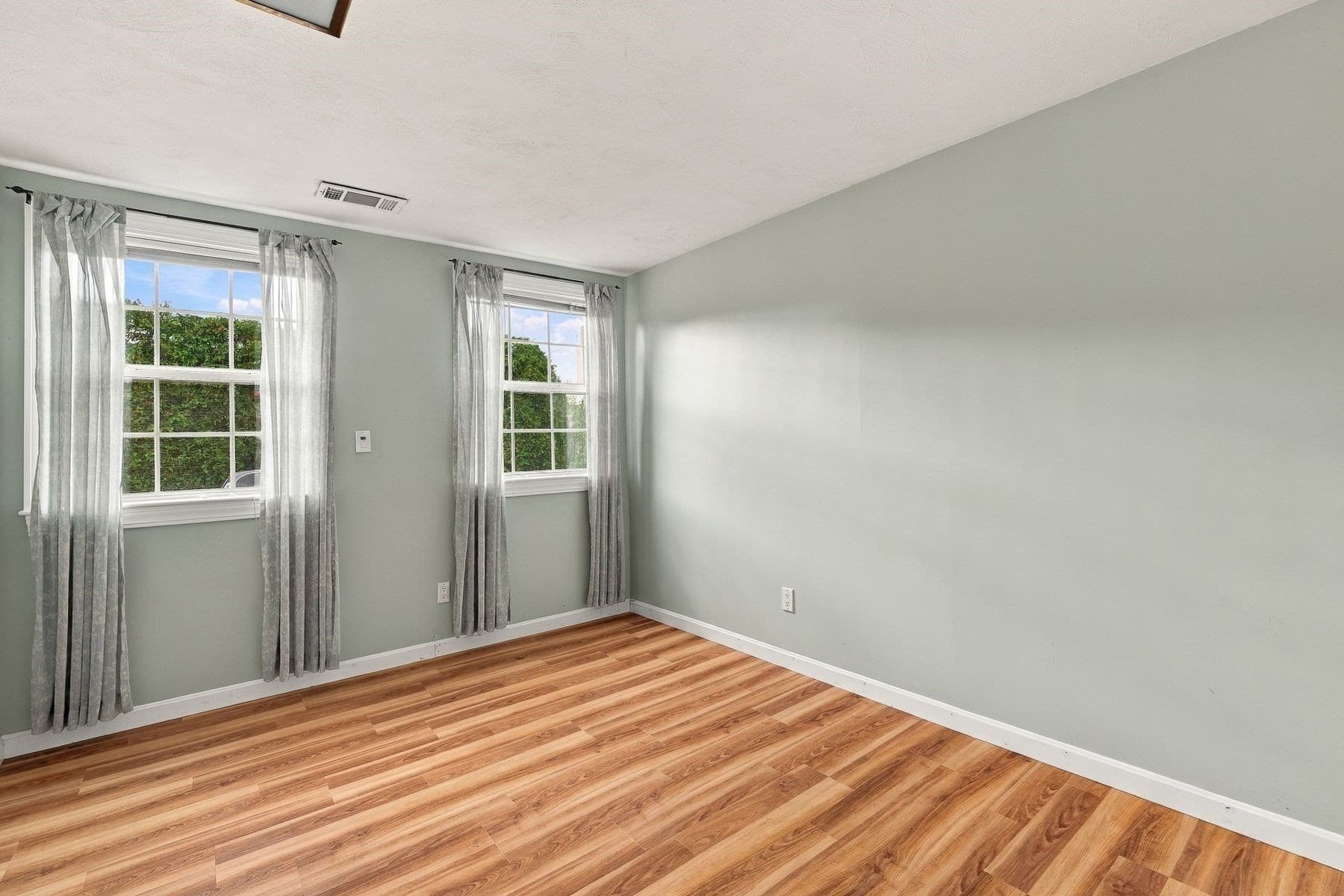 Single Family Residence at 709 Humphrey St, Swampscott MA 01907, Swampscott, photo 24 of 34