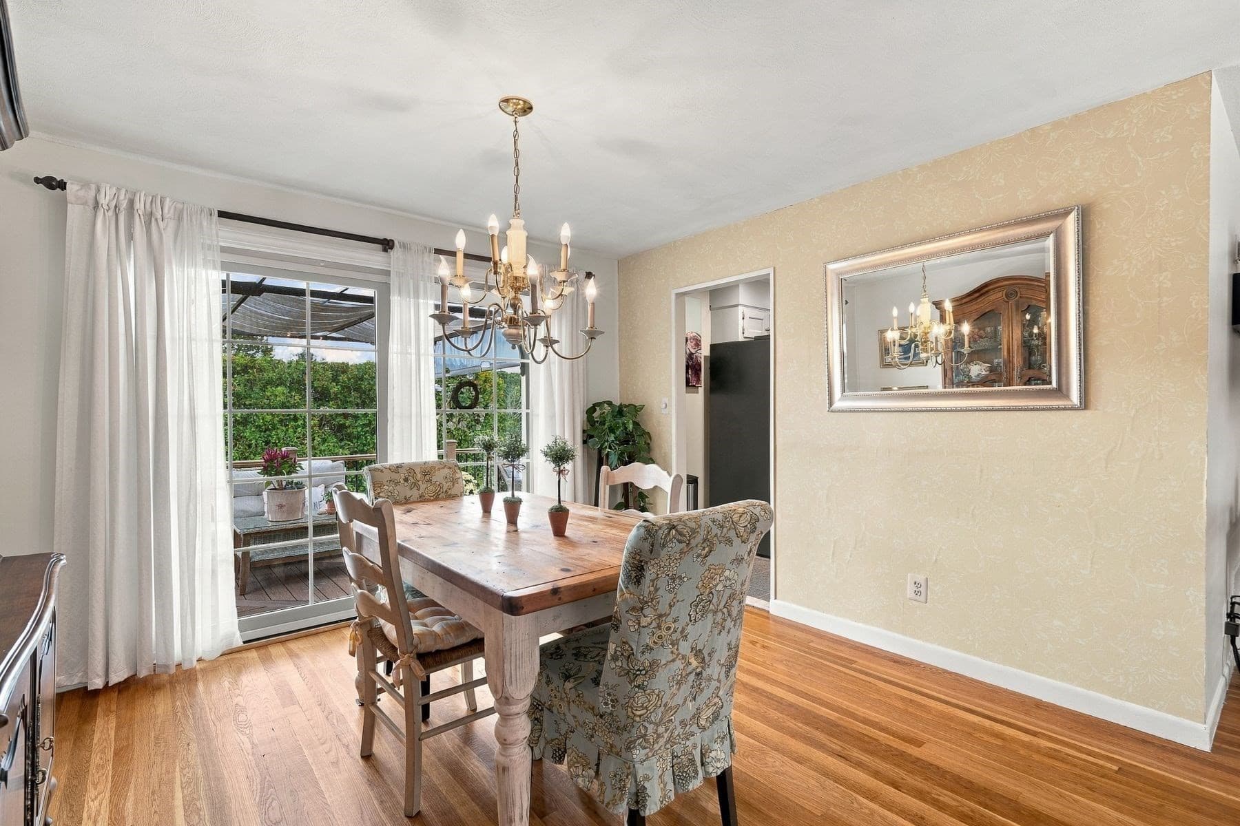 Single Family Residence at 709 Humphrey St, Swampscott MA 01907, Swampscott, photo 8 of 34