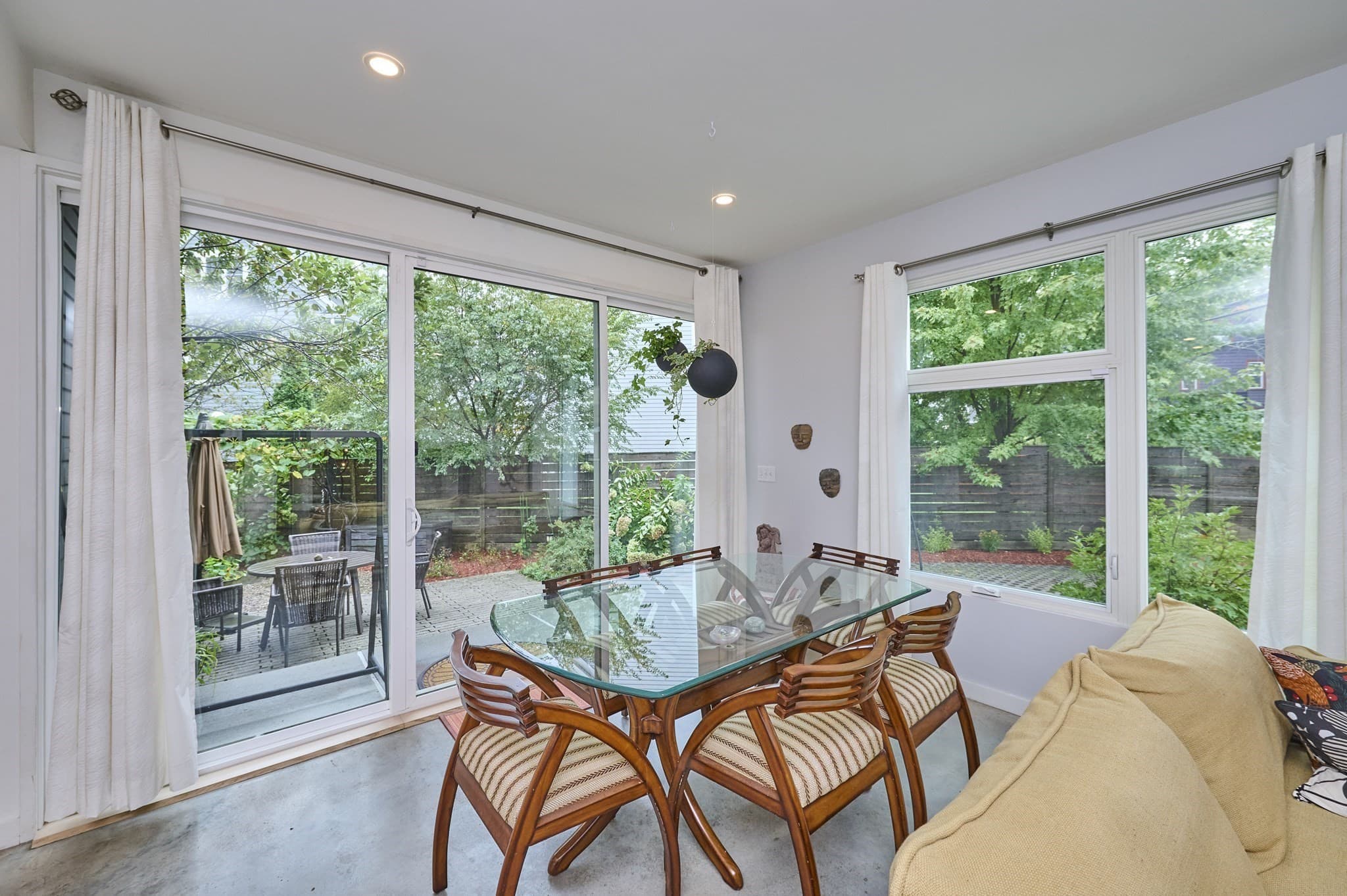 Single Family Residence at 66 Catherine St # 66, Boston MA 02131, Boston, photo 5 of 38