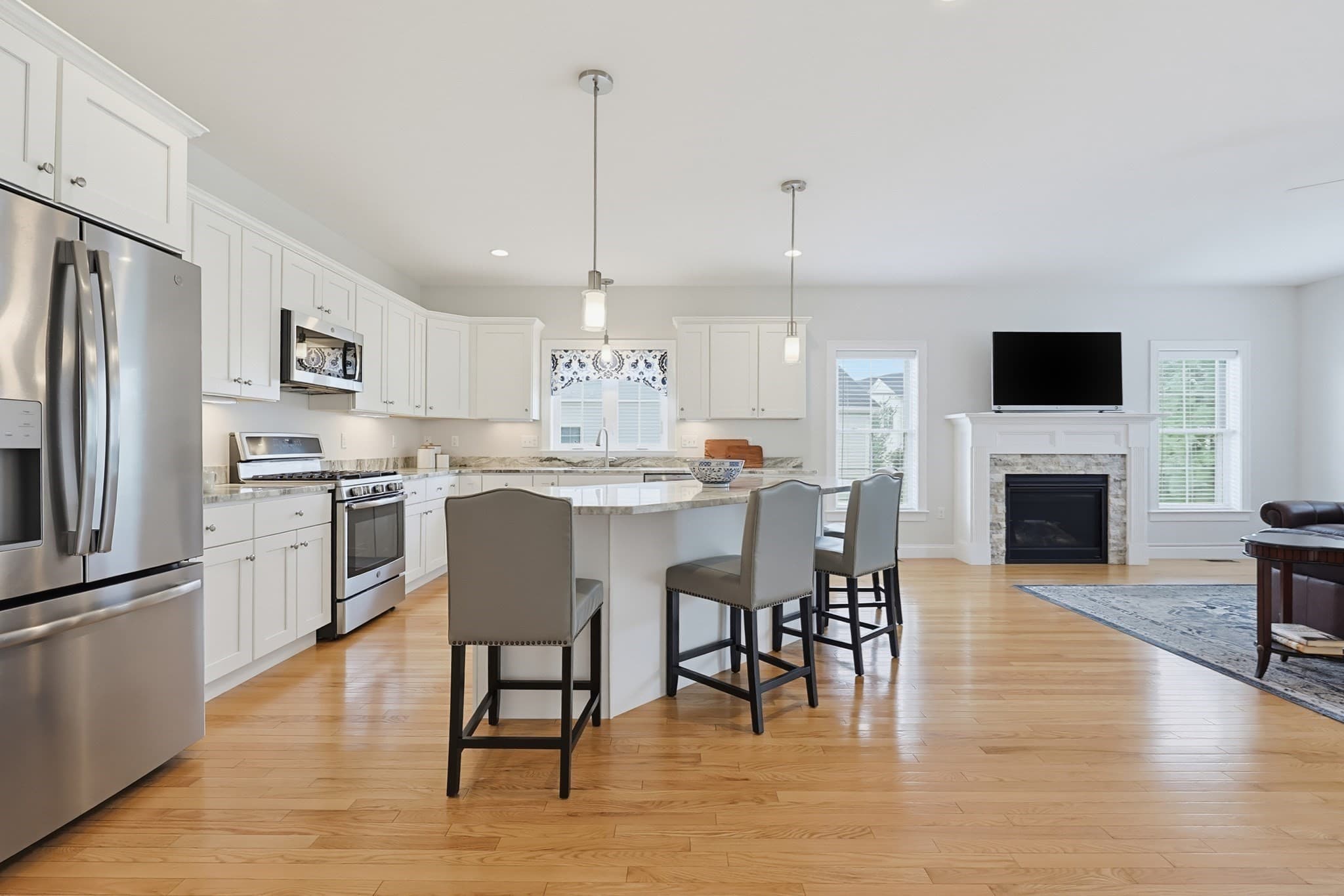 Single Family Residence at 95 Partridge View Lane N, Wrentham MA 02093, Wrentham, photo 5 of 41
