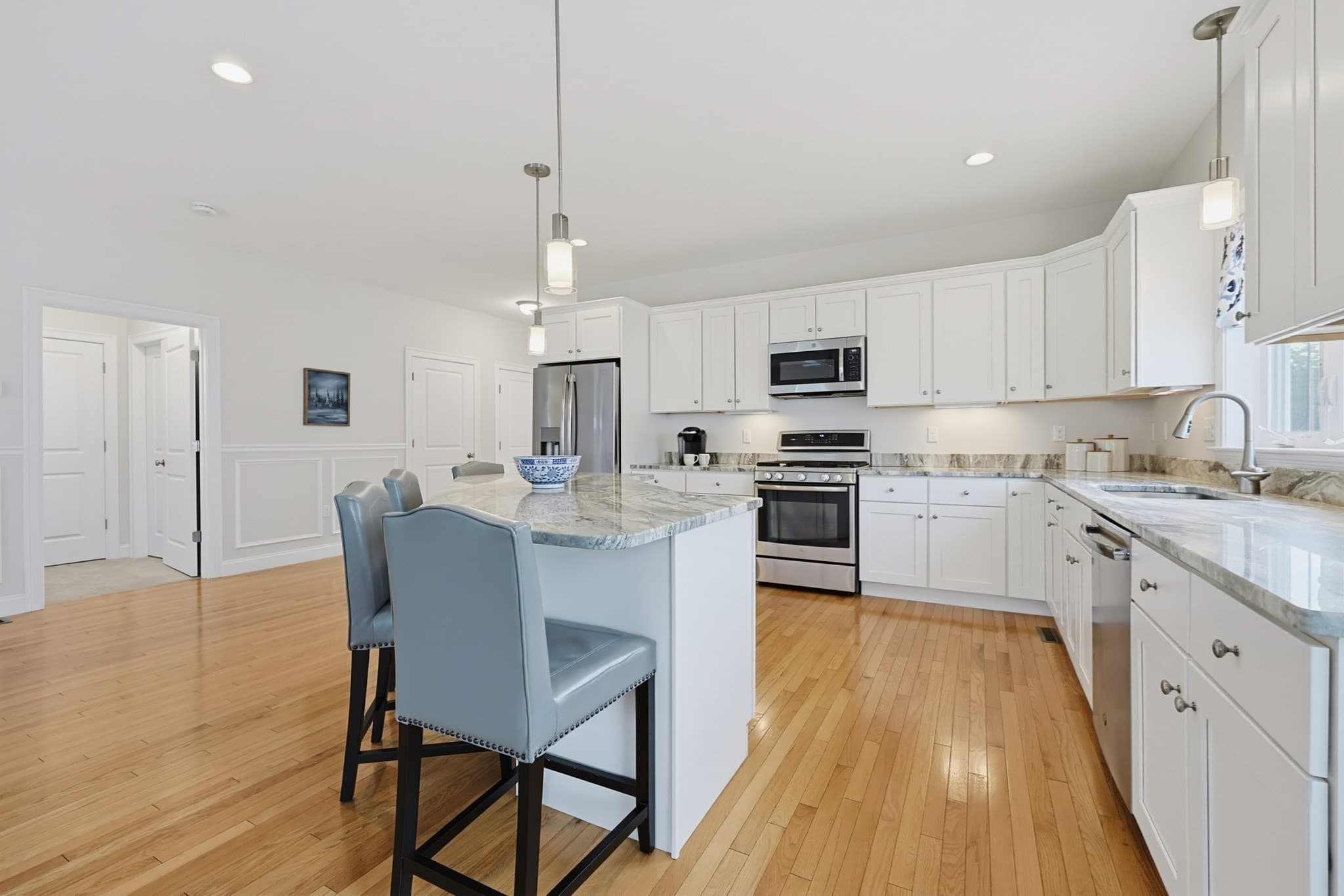 Single Family Residence at 95 Partridge View Lane N, Wrentham MA 02093, Wrentham, photo 8 of 41