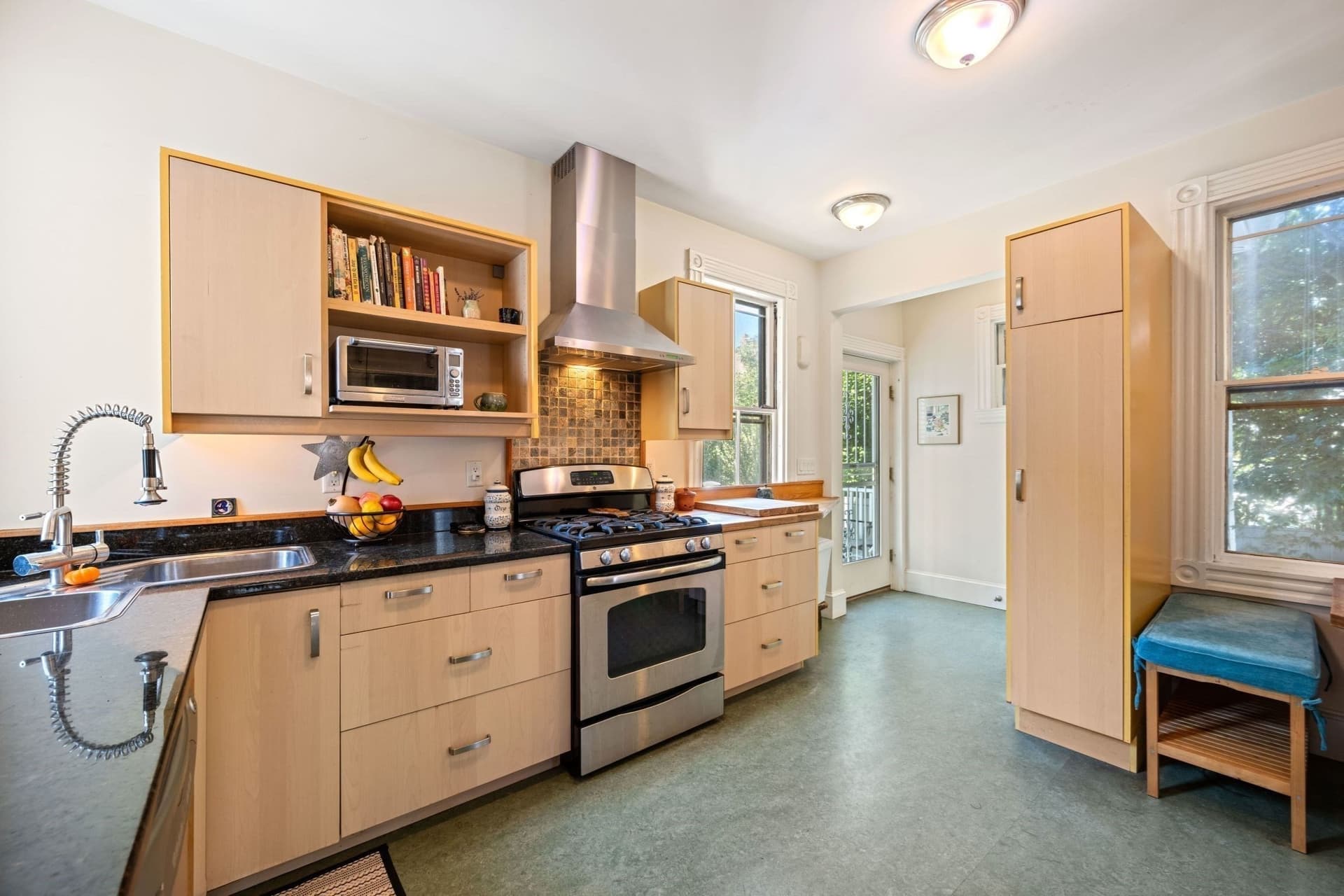 46 Sycamore St, Boston MA 02131