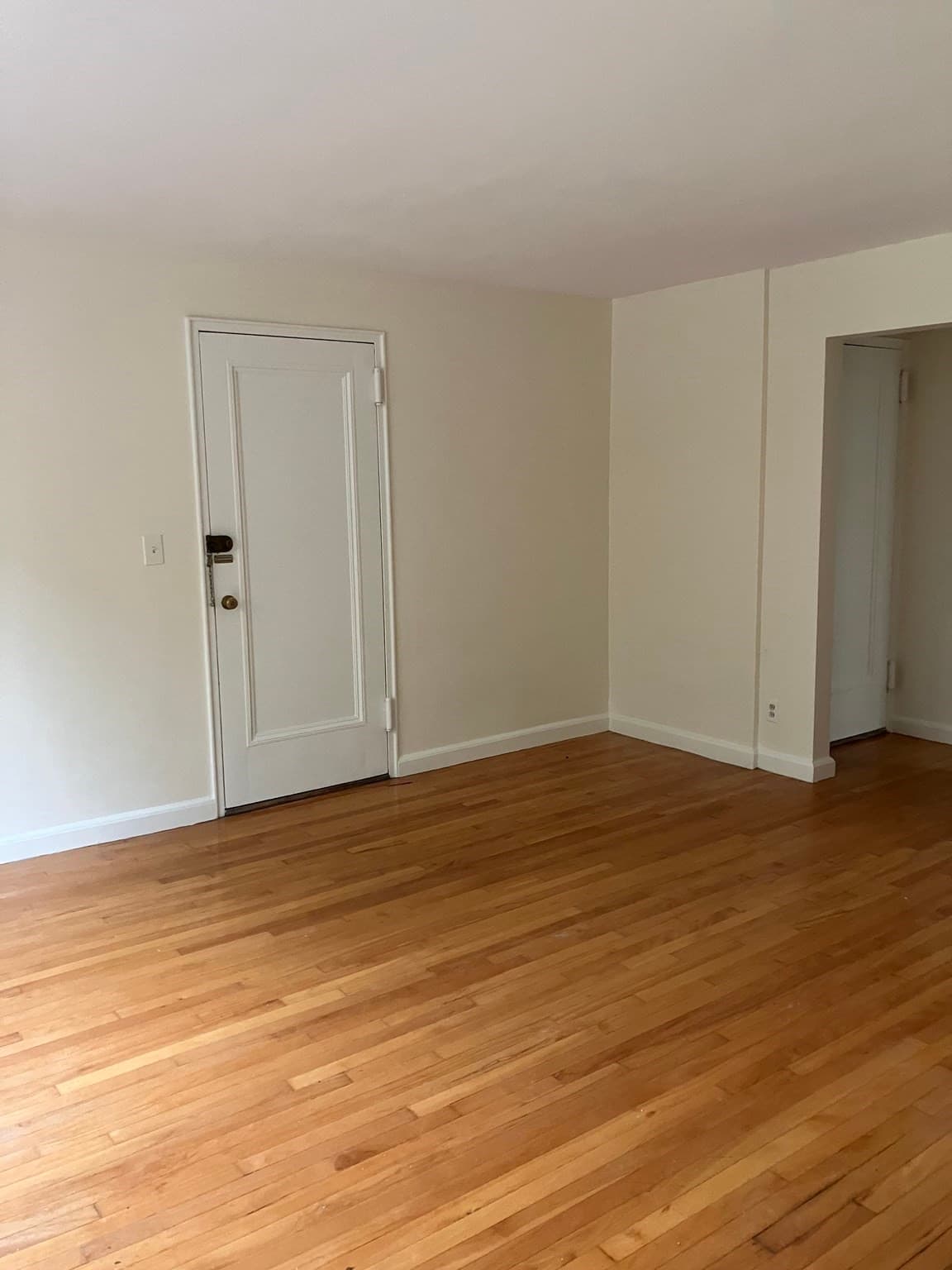 Condominium at 42 Dean # 4, Brookline MA 02445, photo 3 of 9