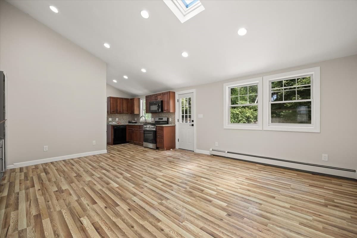 Single Family Residence at 1649 Rodman St, Fall River MA 02721, Fall River, photo 12 of 31