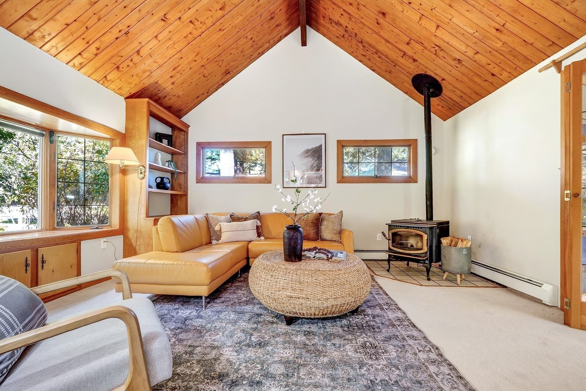 Single Family Residence at 35 Mohawk Dr, Acton MA 01720, Acton, photo 10 of 40