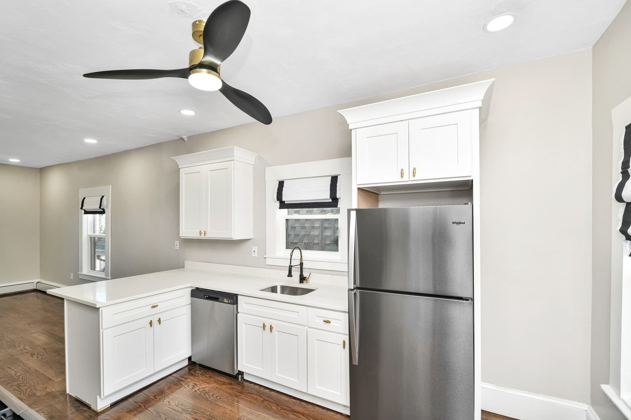 4 Family at 14-16 Carson St, Boston MA 02125, Boston, photo 9 of 20