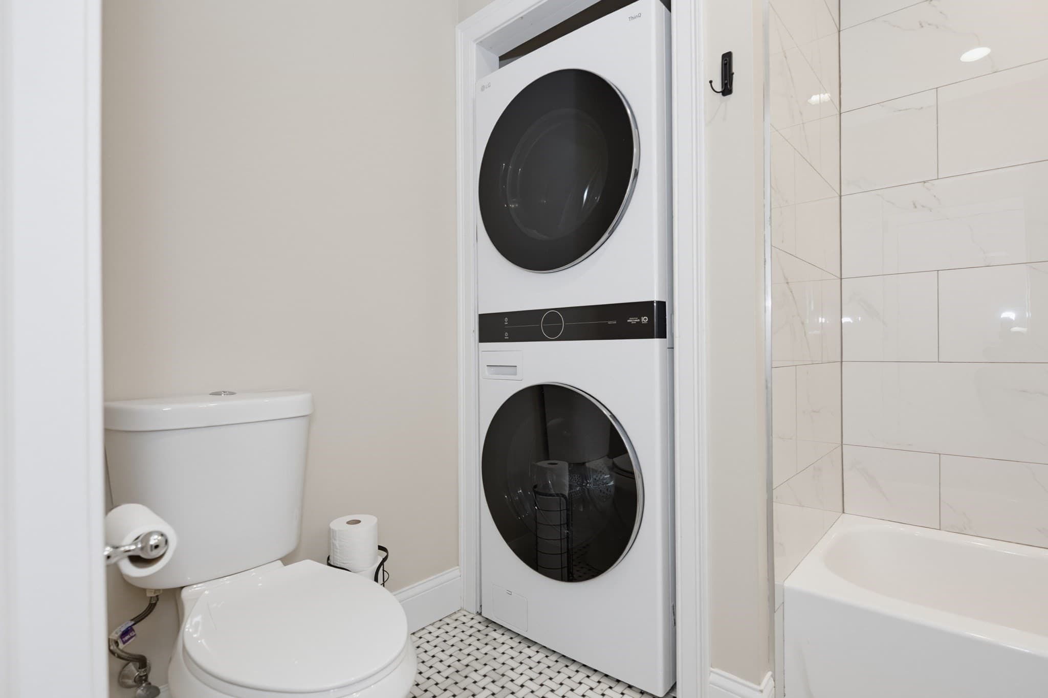 Condominium at 1048 Saratoga Street # 2, Boston MA 02128, Boston, photo 31 of 42