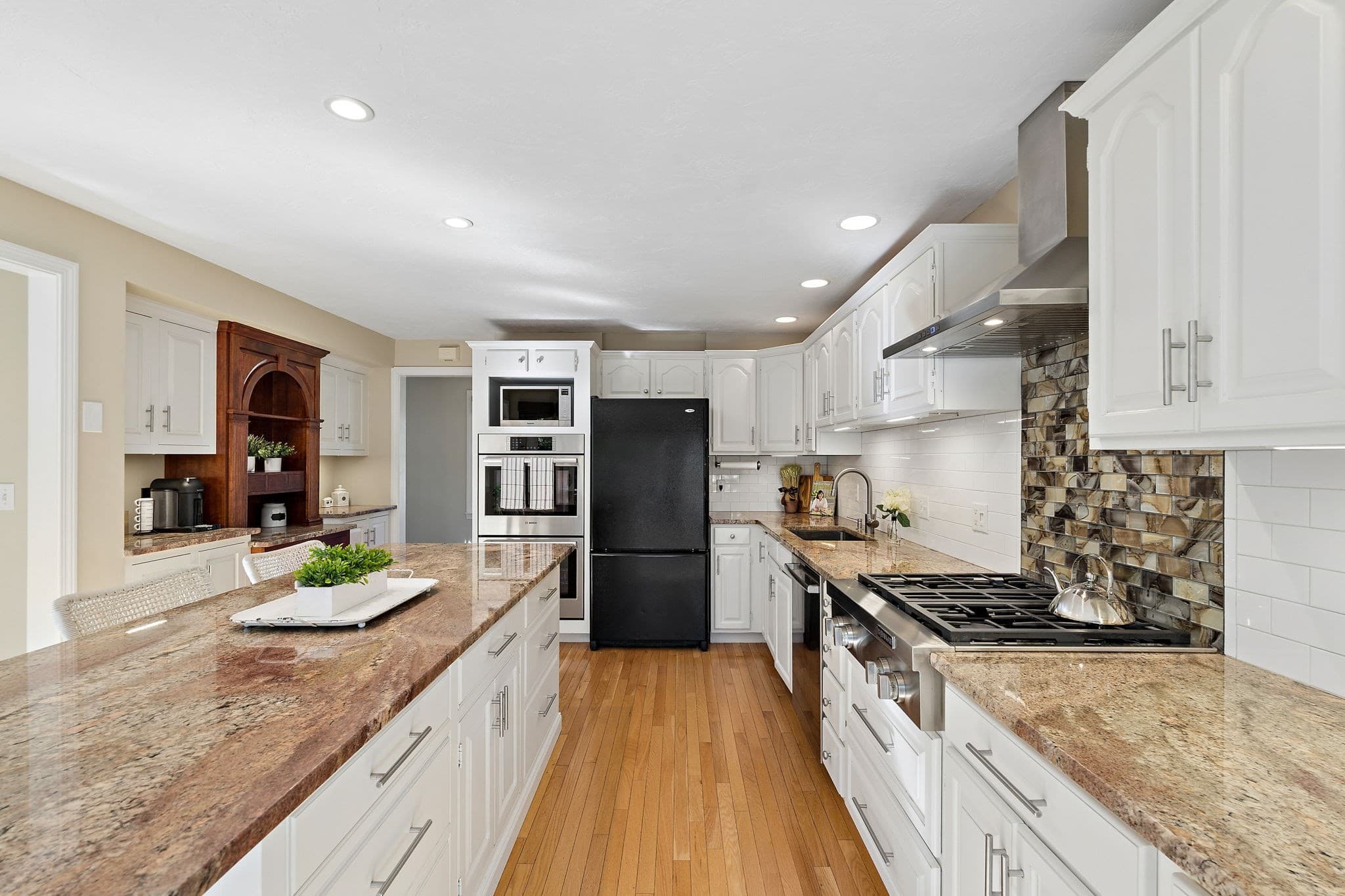 Single Family Residence at 46 Blanchard Rd, Grafton MA 01519, Grafton, photo 14 of 42