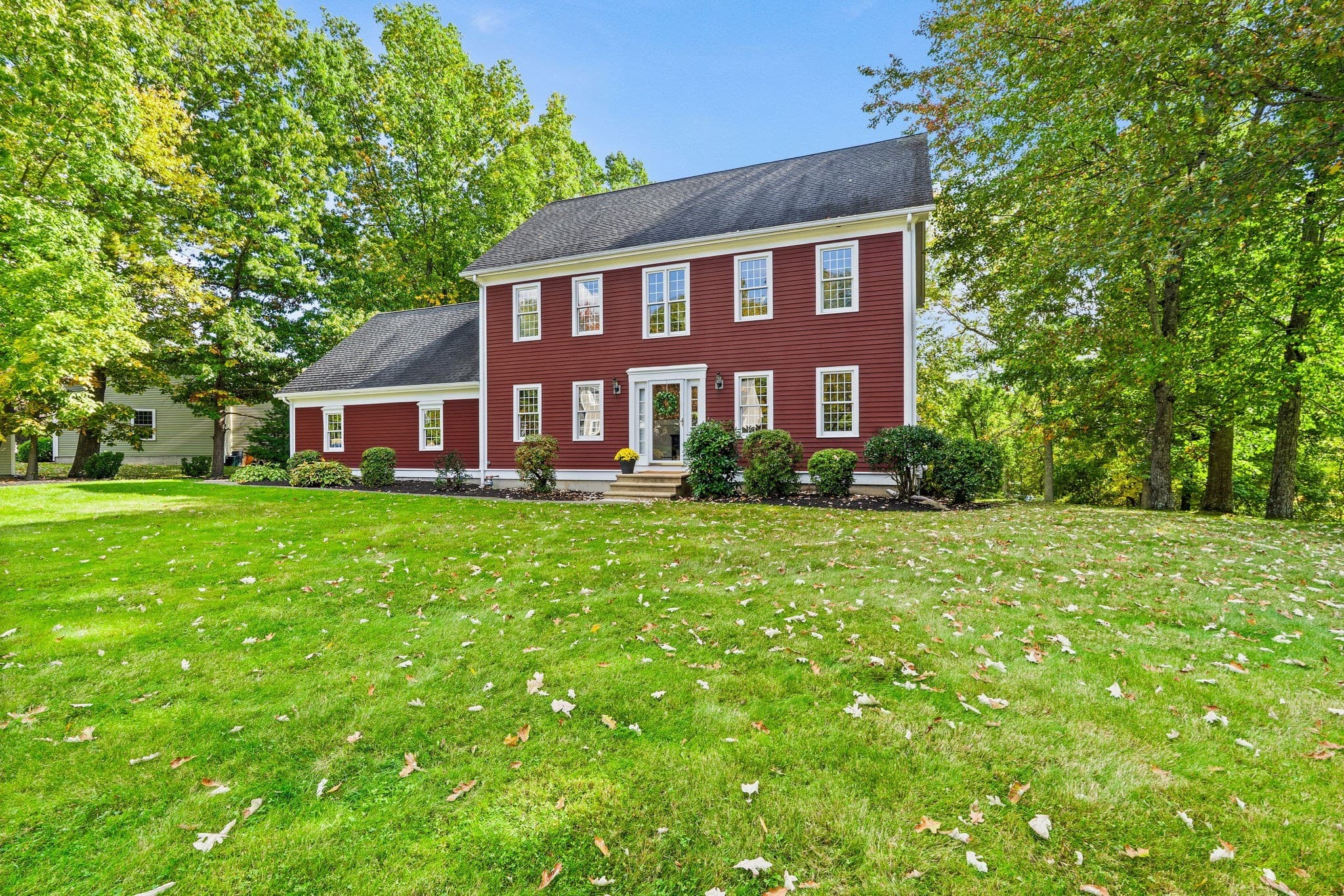 Single Family Residence at 46 Blanchard Rd, Grafton MA 01519, Grafton, photo 4 of 42