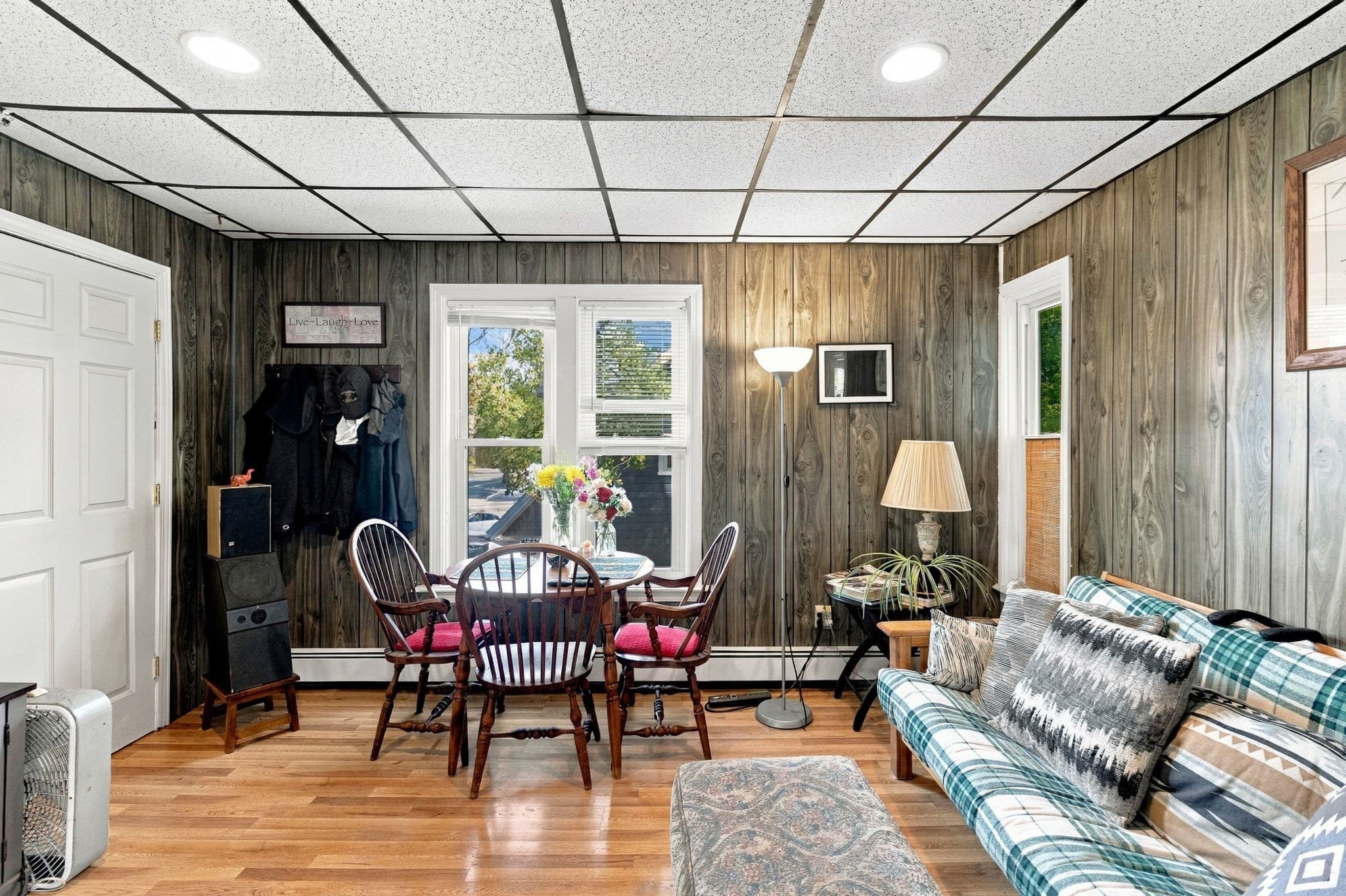 Multi Family at 562 Newport Ave, Attleboro MA 02703, Attleboro, photo 24 of 41