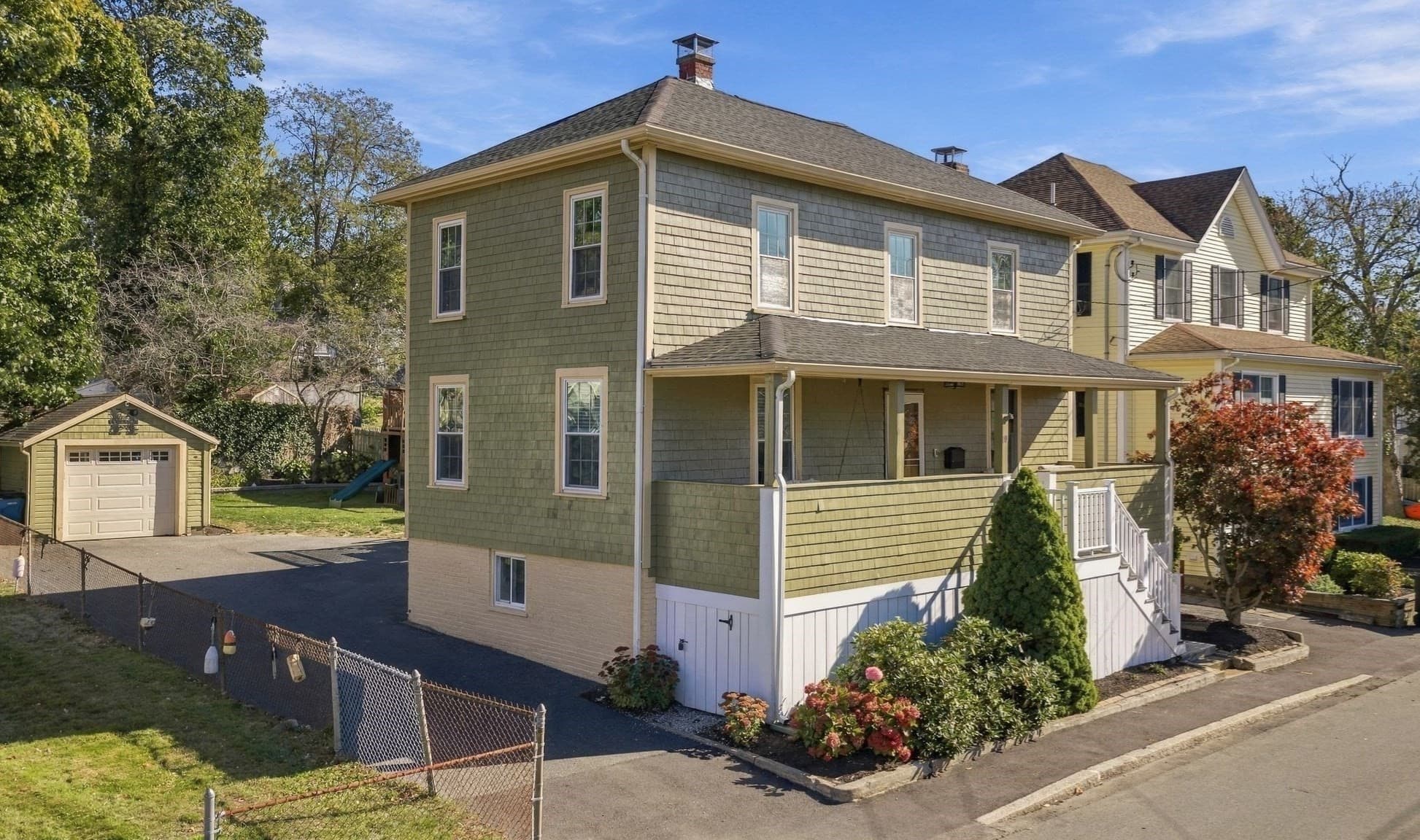 10 Emerald Rd, Nahant MA 01908