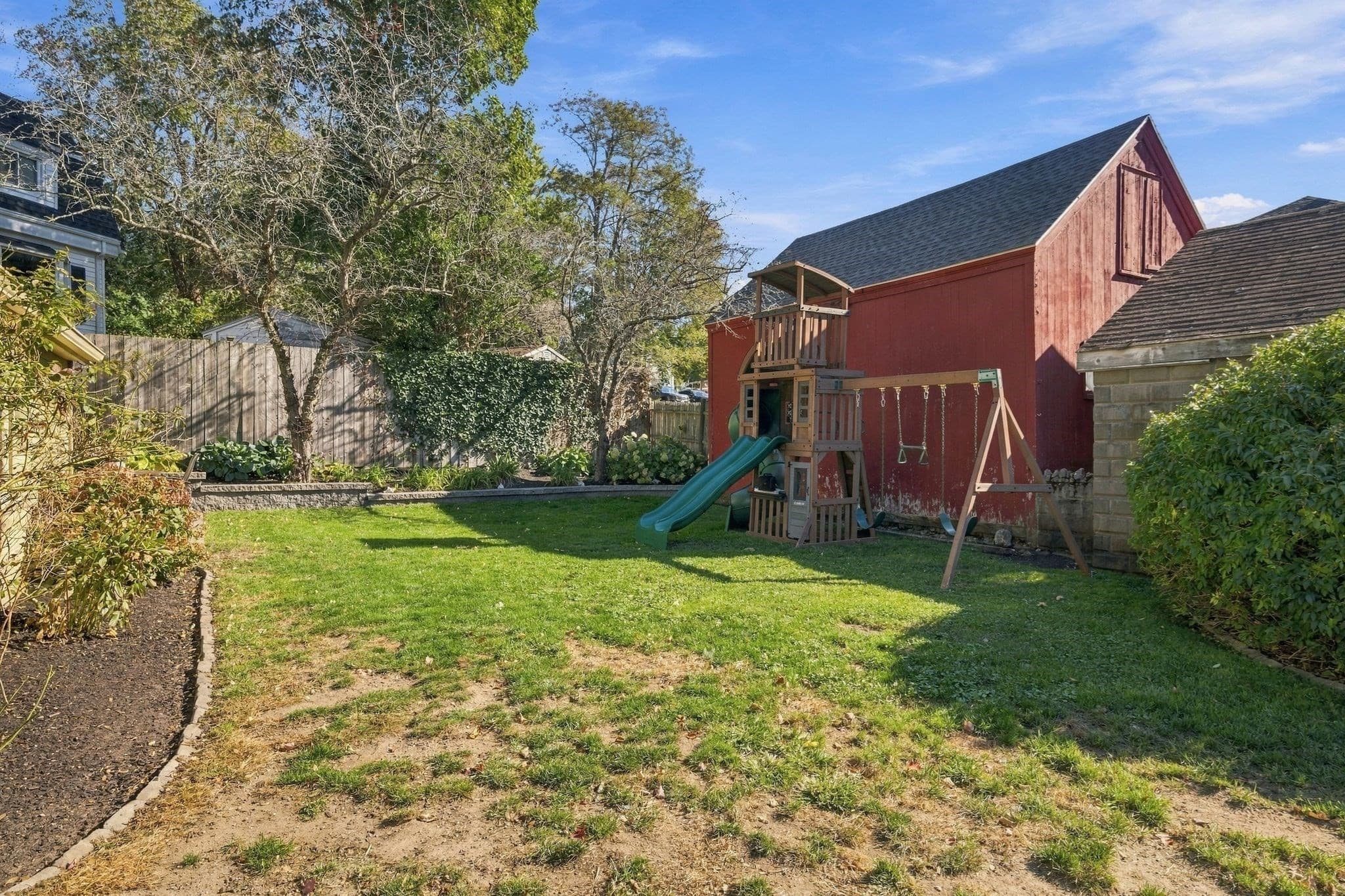 Single Family Residence at 10 Emerald Rd, Nahant MA 01908, Nahant, photo 33 of 42
