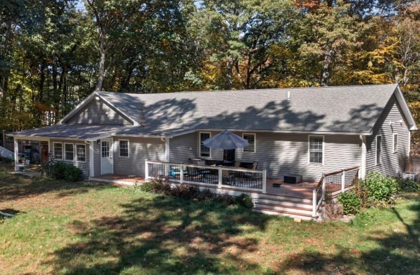 Single Family Residence at 100 Sprague St, Northbridge MA 01534, Northbridge, photo 3 of 21