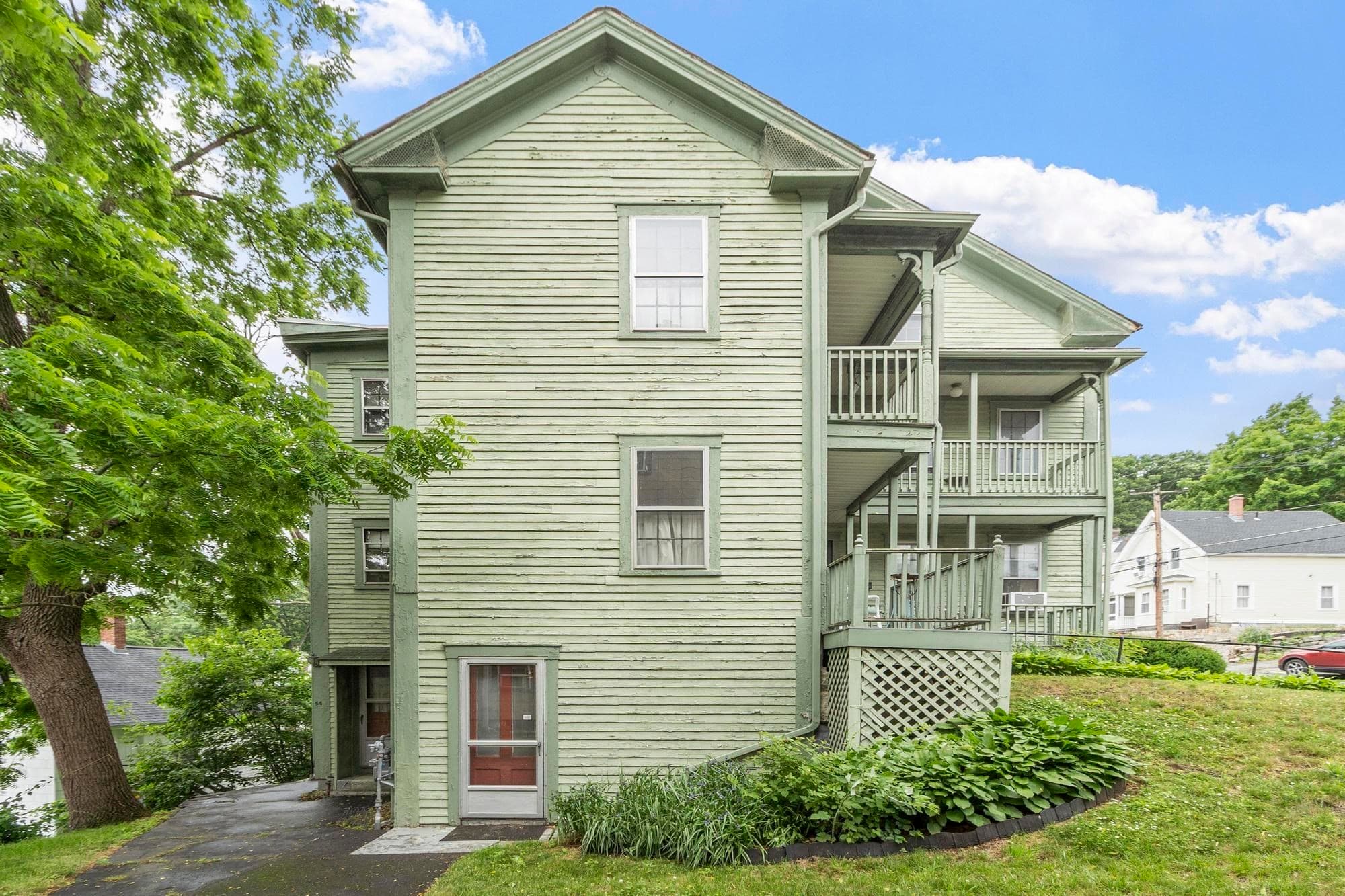 3 Family at 54-56 Arlington St, Fitchburg MA 01420, Fitchburg, photo 3 of 42